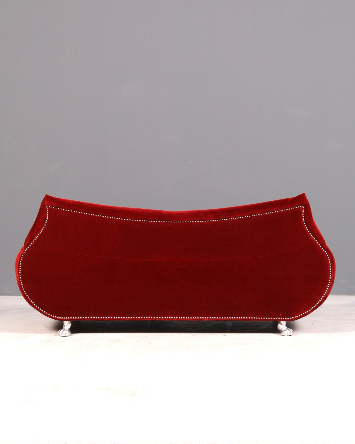 Opulent Bretz Gaudi red velvet designer sofa, 3-seater Baroque Bordeaux velvet couch