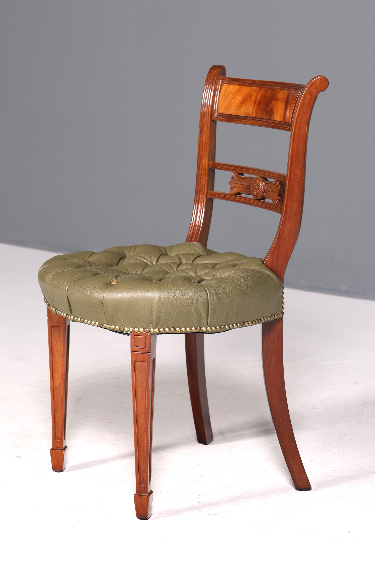 Magnifique fauteuil Chesterfield, chaise secrétaire Anno Dom, chaise de cuisine anglaise en cuir véritable, 2 sur 4