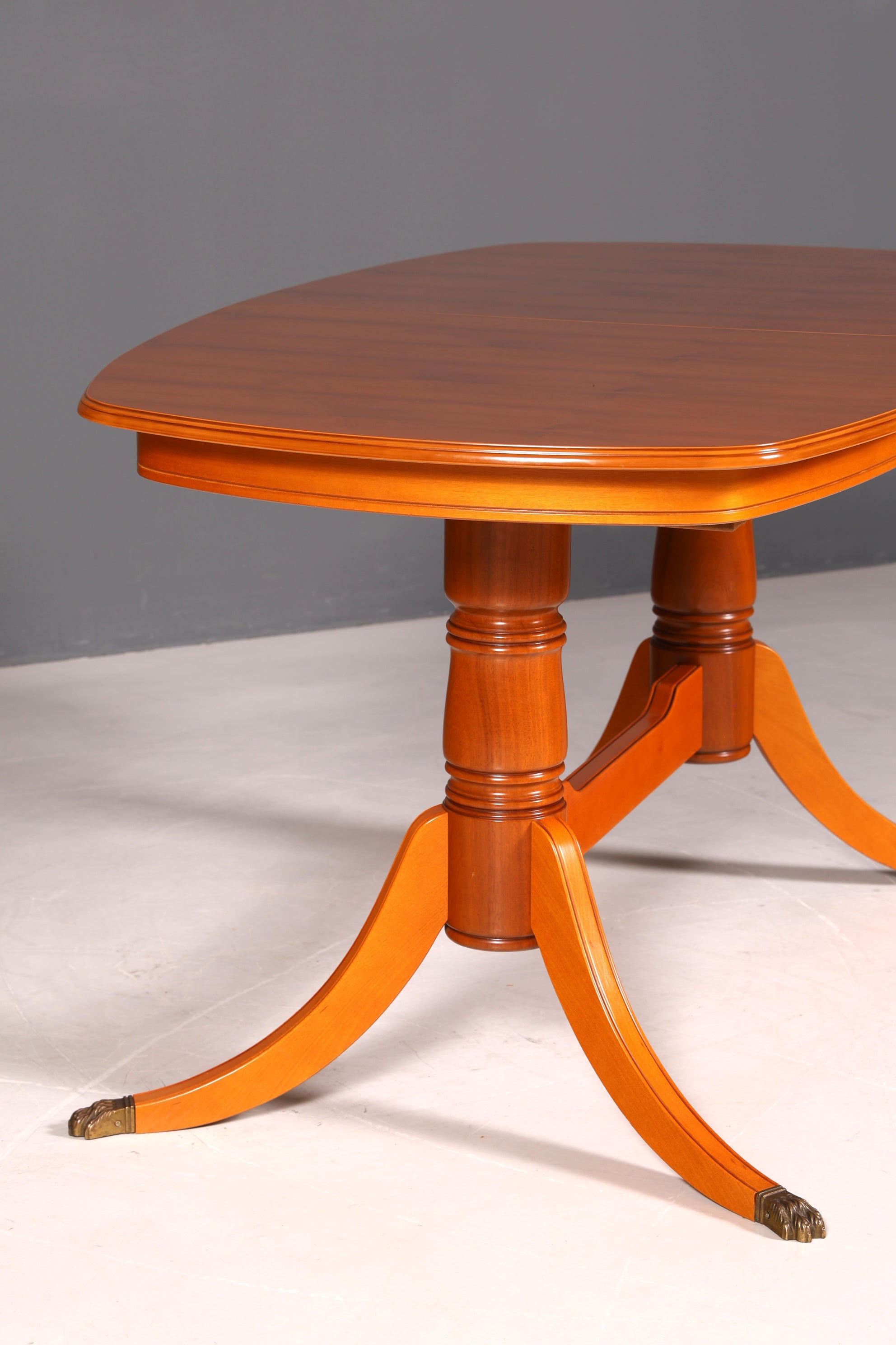 G092 Finish cm Wunderschöner Englischer Tisch ausziehbarer Esstisch Antik Stil 60s Küchentisch Eibe