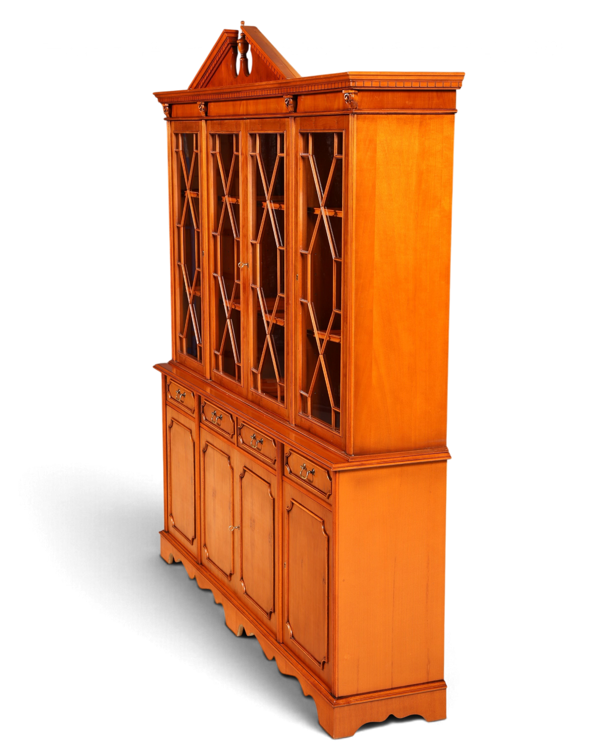Hauptstadt Möblerei Heldense Vitrinenschrank aus Eibenholz im Antik-Stil mit Glasfront und Stauraum