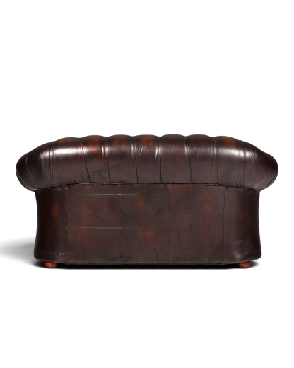 Hauptstadt Möblerei Chesterfield Centurion 2-Sitzer Sofa aus braunem Echtleder in klassischer englischer Optik