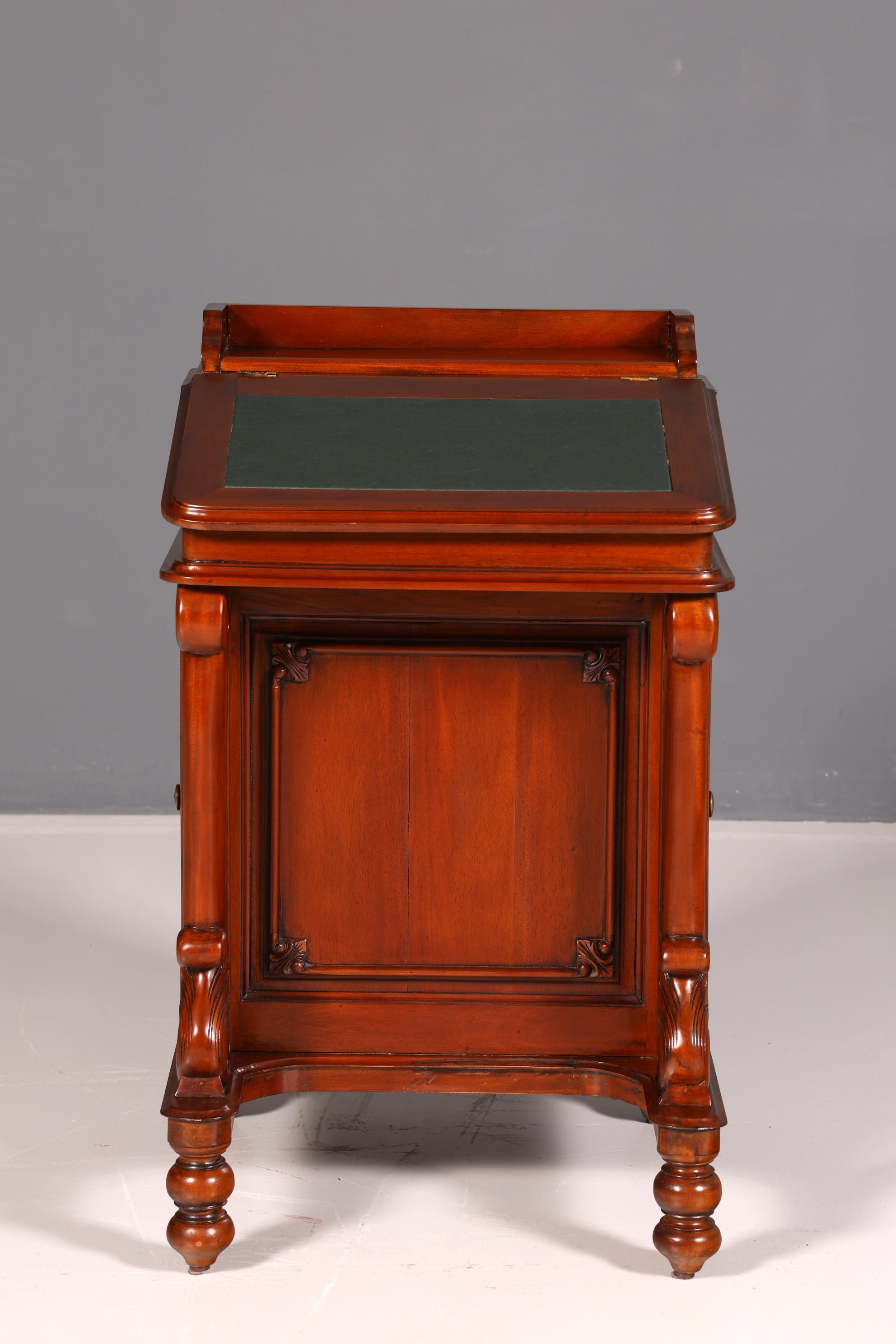 Magnifique secrétaire anglais Davenport, bureau avec sous-main en cuir, commode, antique et vintage