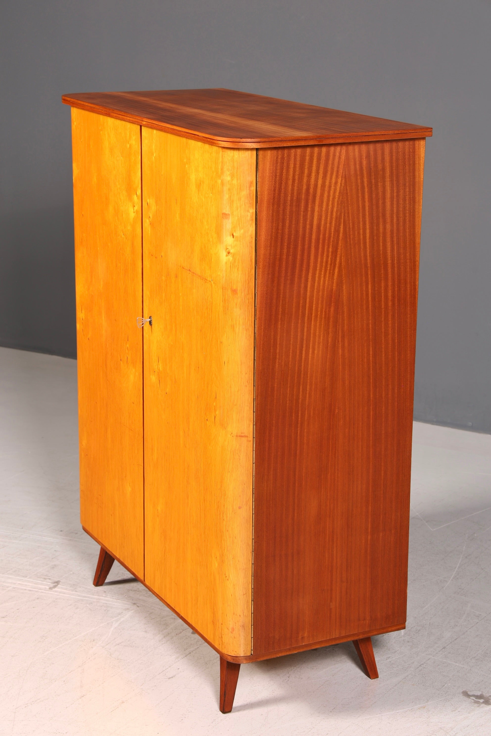 Wunderschöner Mid Century Schrank 60er Jahre Wäscheschrank Aktenschrank Kommode Vintage Holz