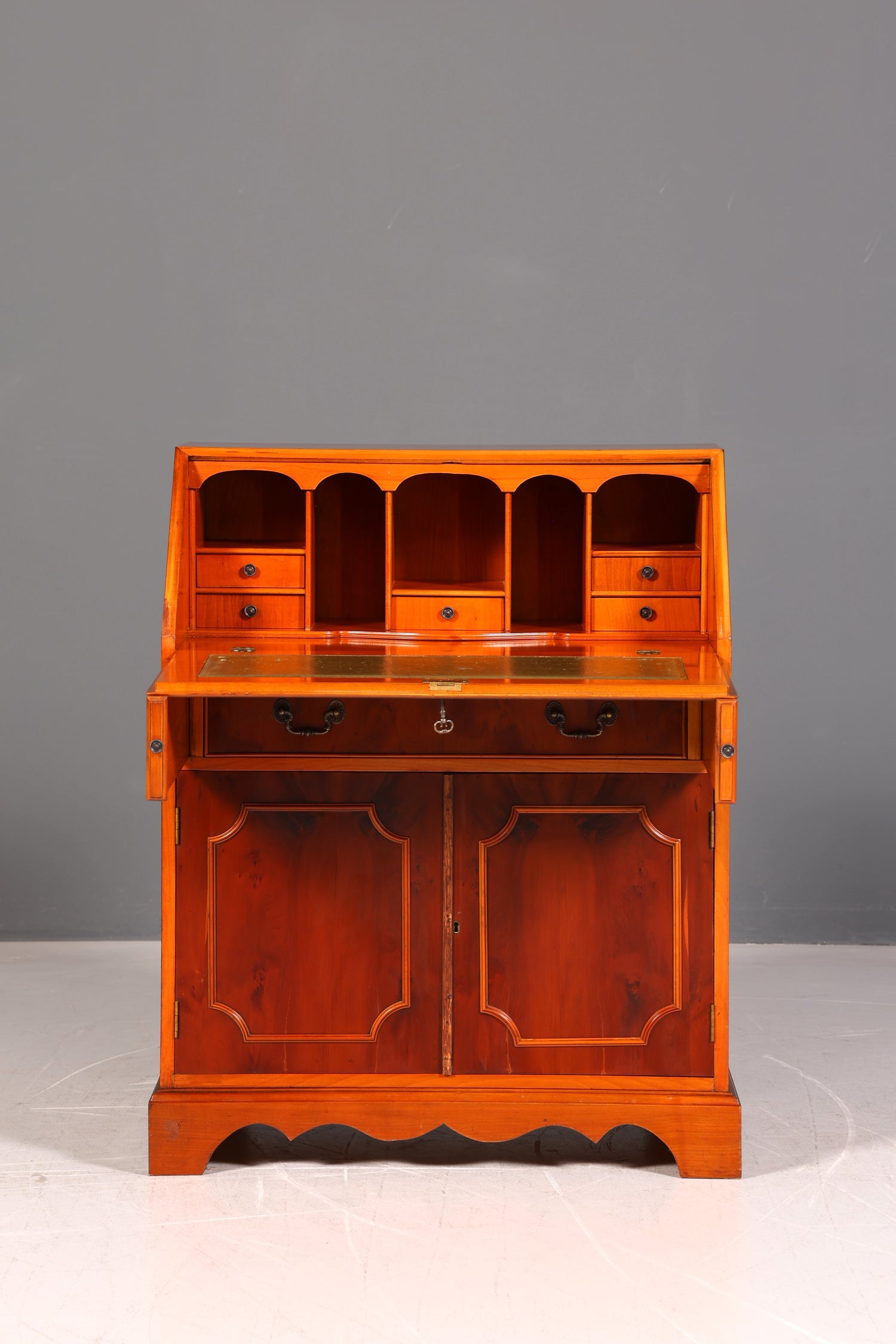 Wunderschöner Englischer Sekretär Echt Holz Schreibkommode 60s Kommode UK Schreibtisch Vintage