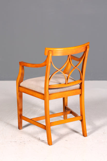 Wunderschöner Bevan Funell Stuhl Armlehnstuhl Englischer Eibe Reprodux Antik Sekretär Stuhl UK Polsterstuhl 1 von 2