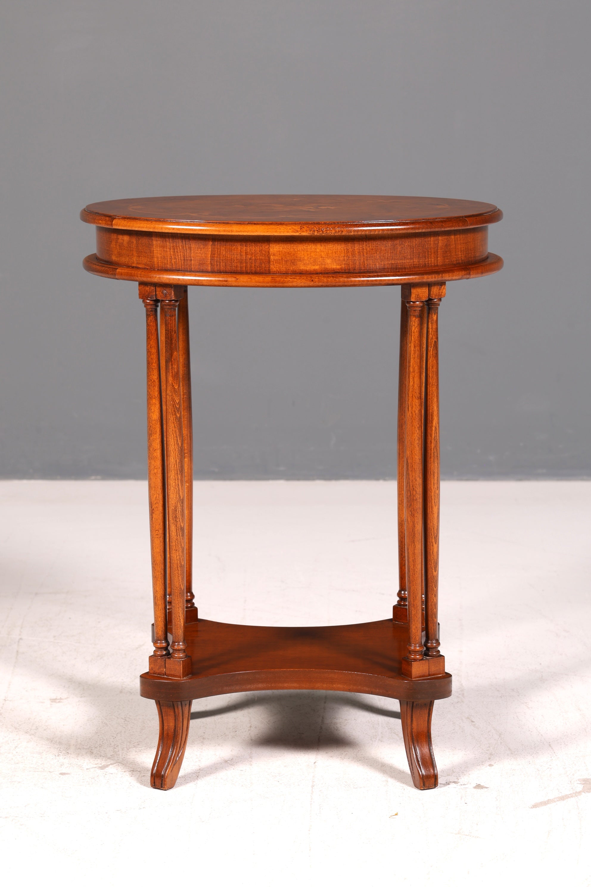 Wunderschöner Italienischer Sorrento Beistelltisch Étagère 1940er Nussbaum Wurzelholz Intarsien Antik Vintage Telefontisch