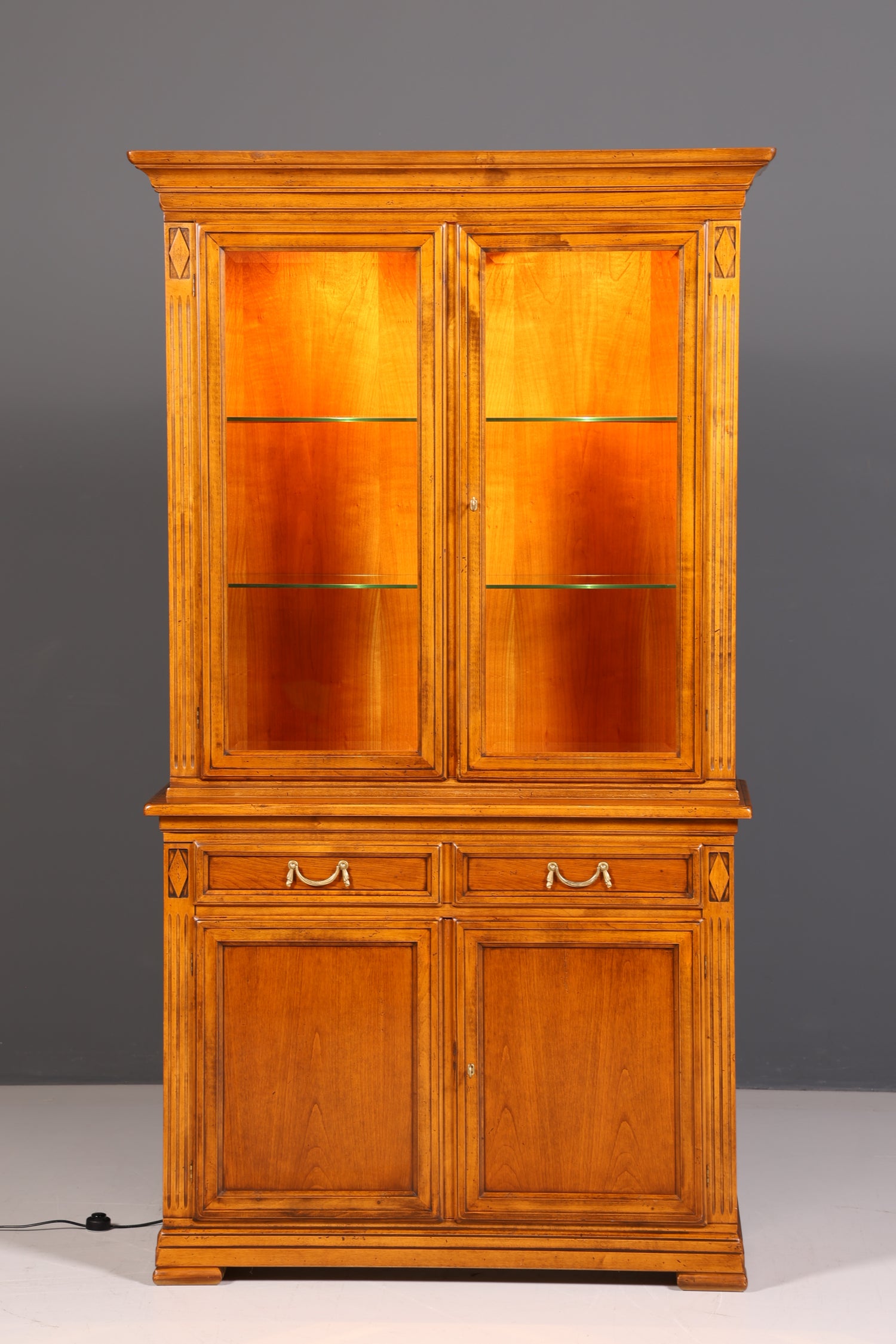 Traumhafte Original Selva Vitrine Antik Stil Massivholz Buffet Villa Borghese Schrank Bibliothek