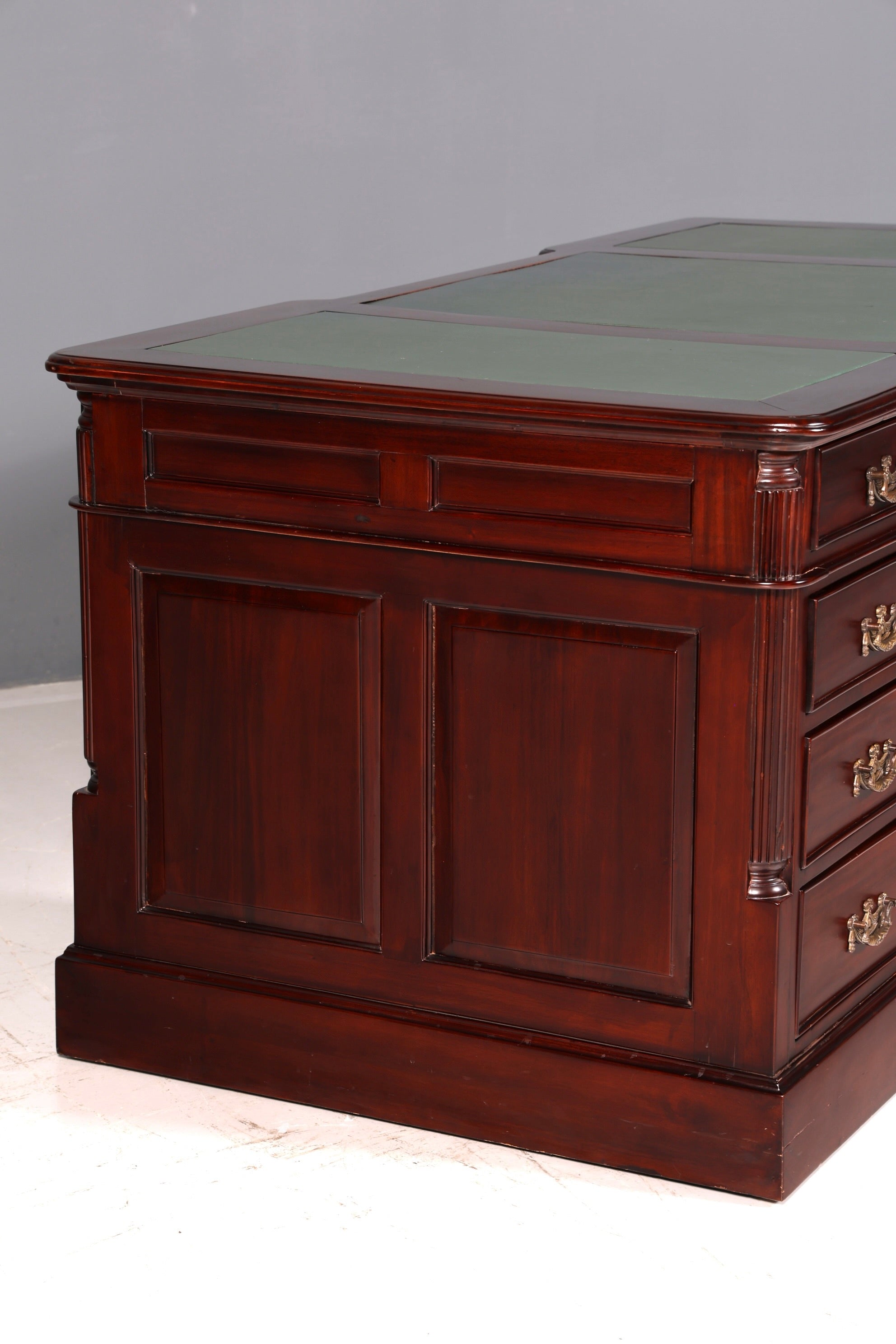 Magnifique bureau anglais en acajou, sous-main en cuir véritable, bureau de partenaire, bureau de travail, antique vintage