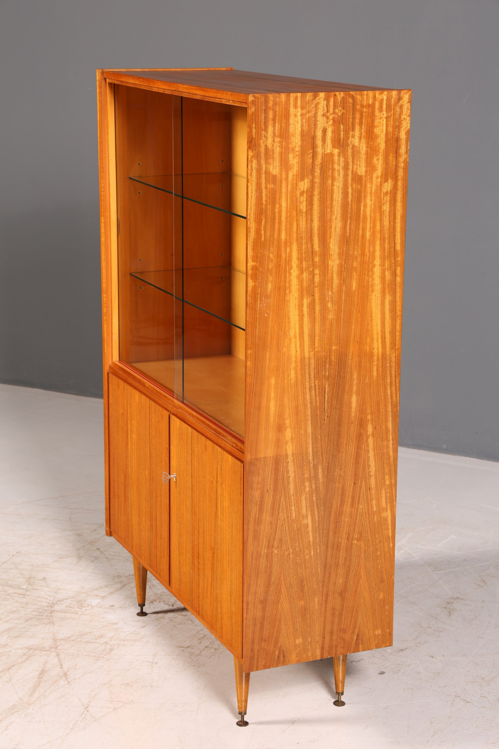 Wunderschöne Mid Century Vitrine Bücherschrank Vintage Glasvitrine Highboard Schrank 60er echt Holz