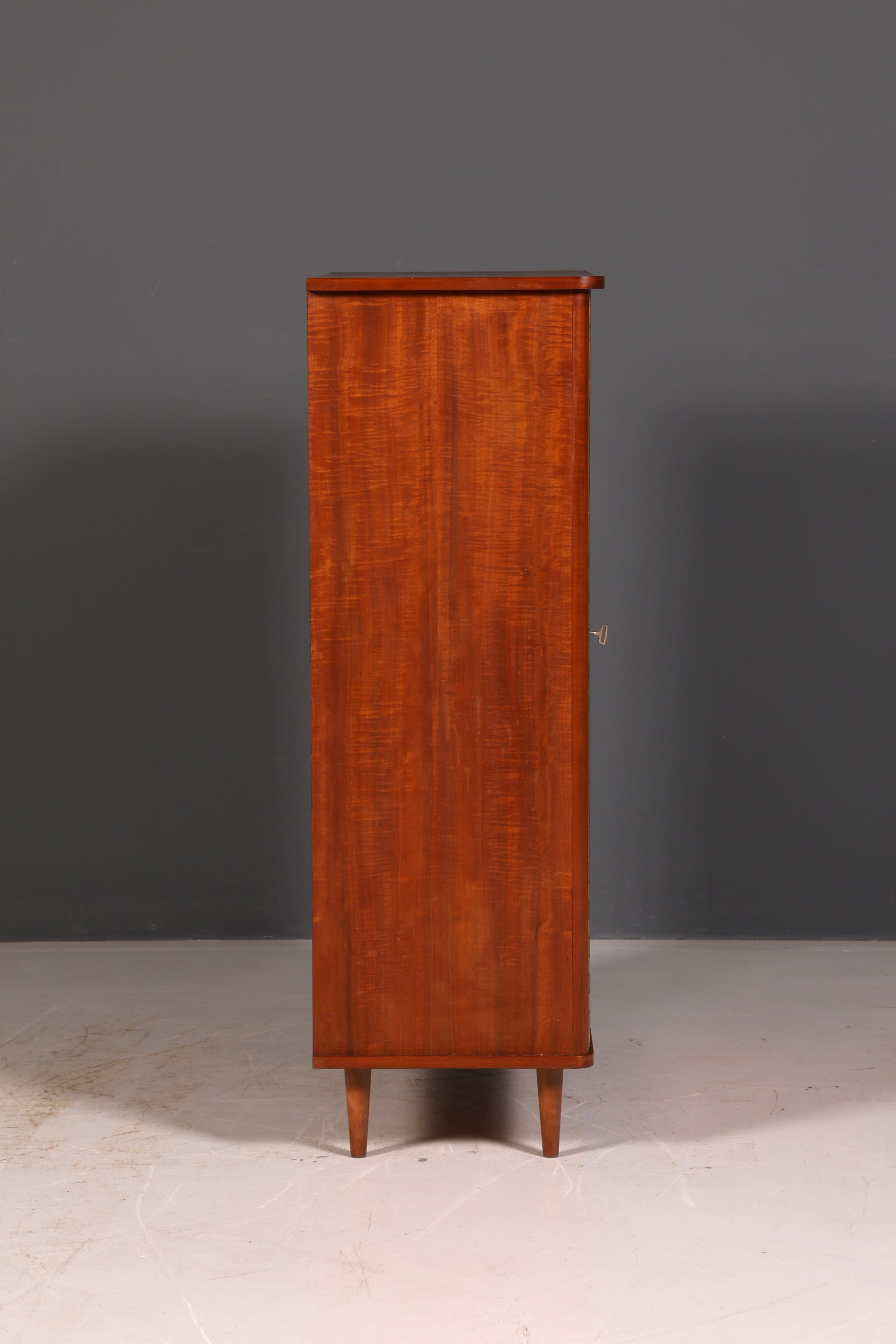 Wunderschöner Mid Century Schrank 60er Jahre Wäscheschrank Aktenschrank Kommode Vertiko Highboard Vintage