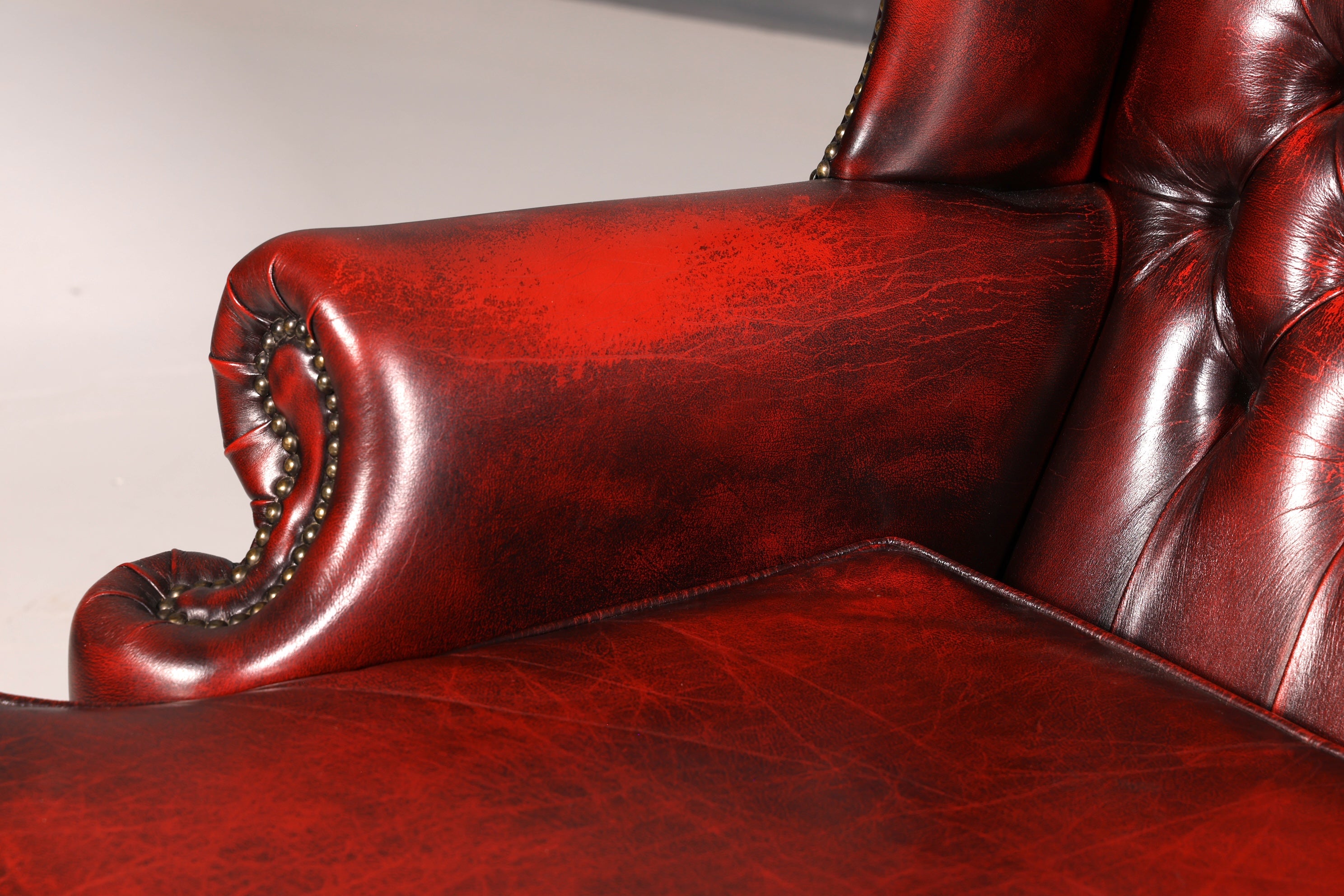 Edles Original Chesterfield Queen Anne Sofa 3er Sofa Englische Leder Couch Antik Designklassiker England UK