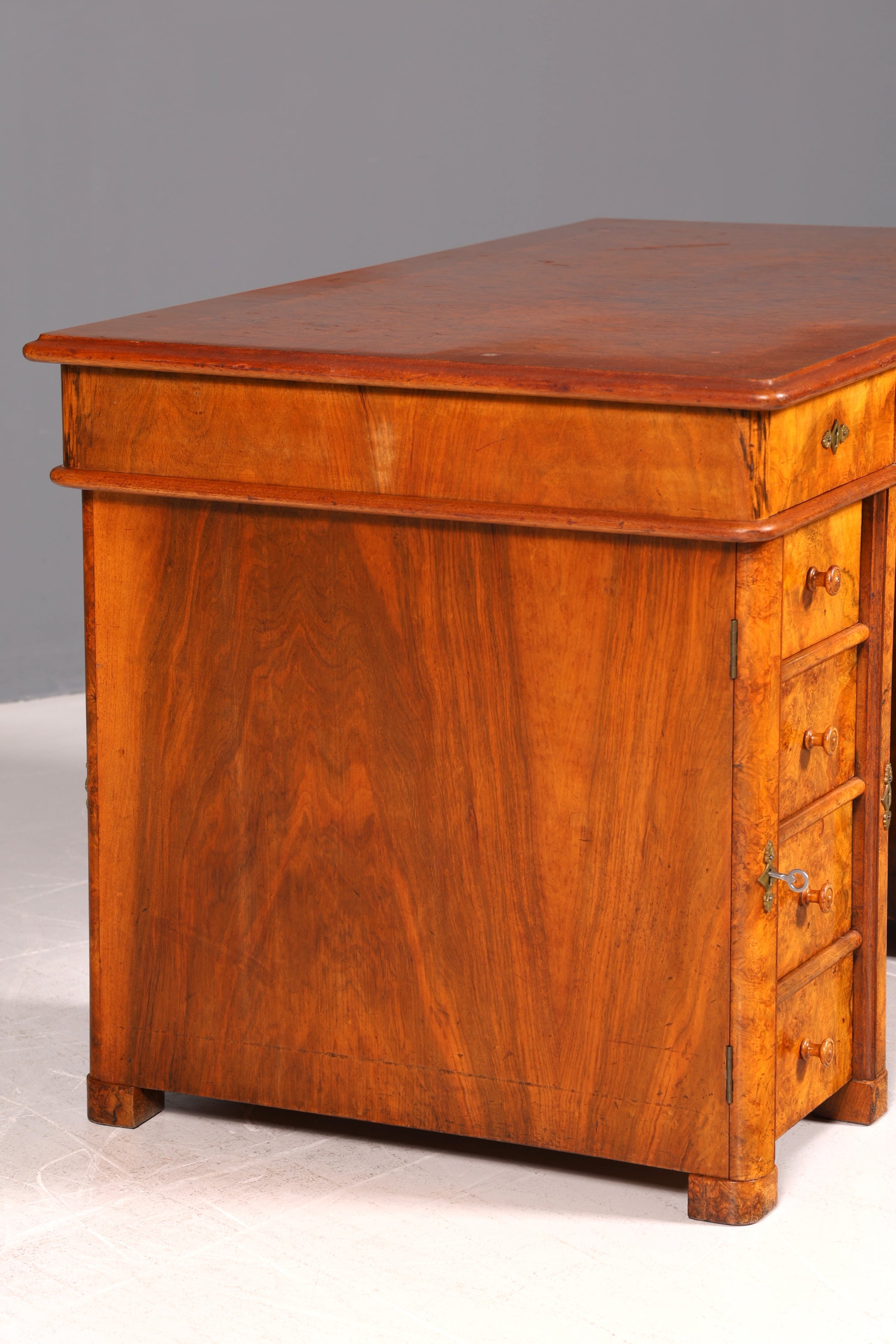 Wunderschöner Art Deco Schreibtisch Nussbaum Antik Massiv Holz Bürotisch Office Table Vintage