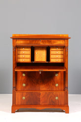 Stilvoller Sekretär im Biedermeier Stil Englisch Kommode Antik Bürokommode