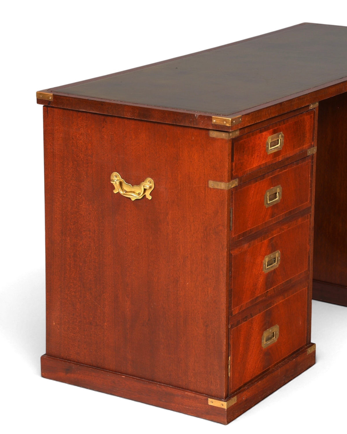 Hauptstadt Möblerei maritimer Schreibtisch im Military Chest Stil aus Holz mit Messingbeschlägen und Lederauflage
