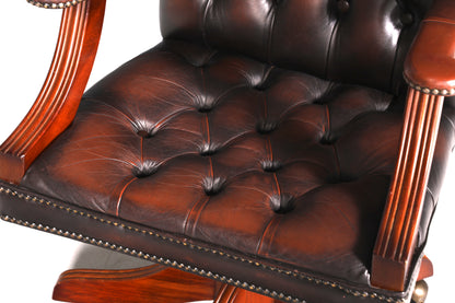 Magnifique fauteuil Chesterfield Centurion Captain d&