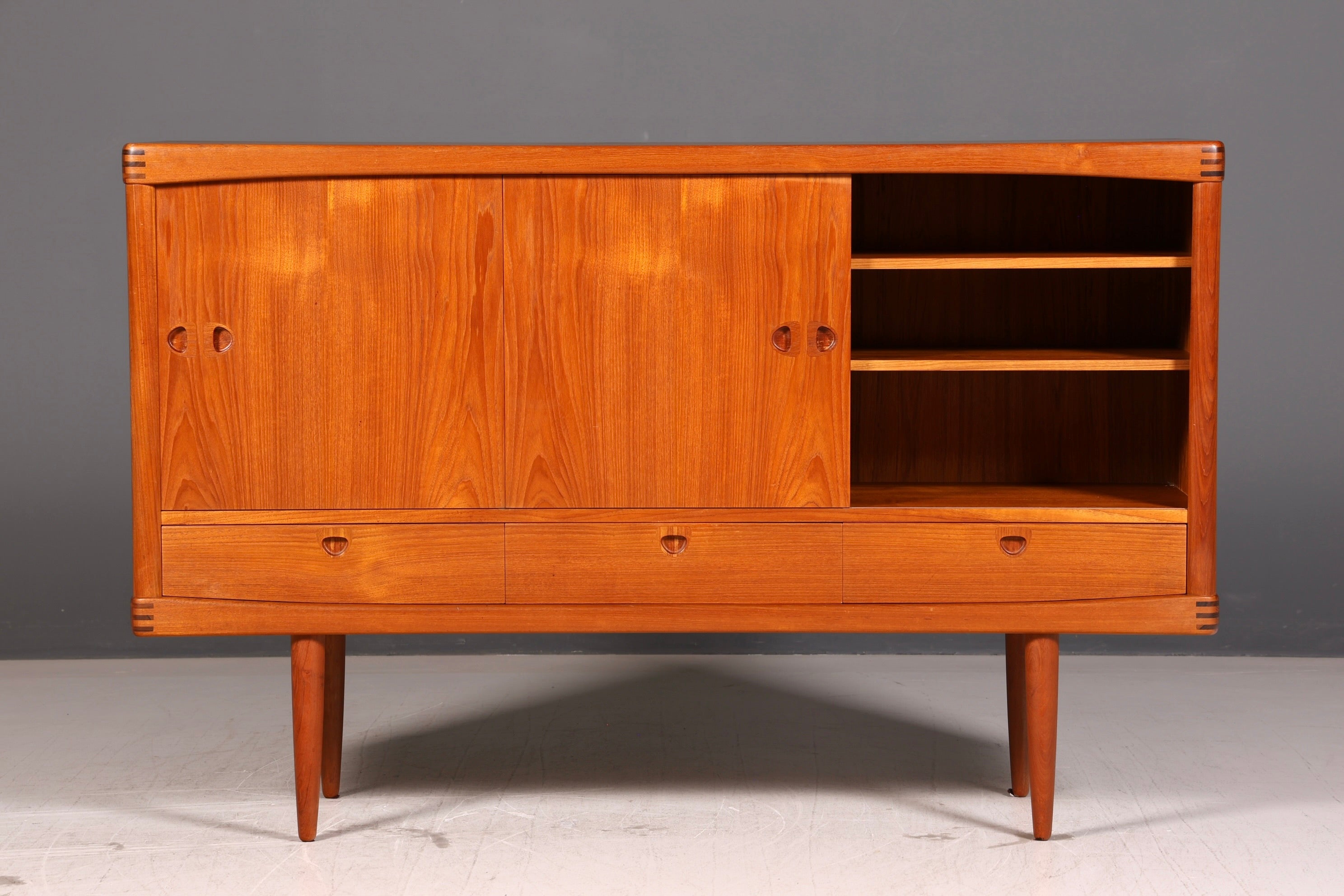 Wunderschönes Bramin Highboard Teak Danish Design Sideboard Schrank Mid Century Vintage 60s