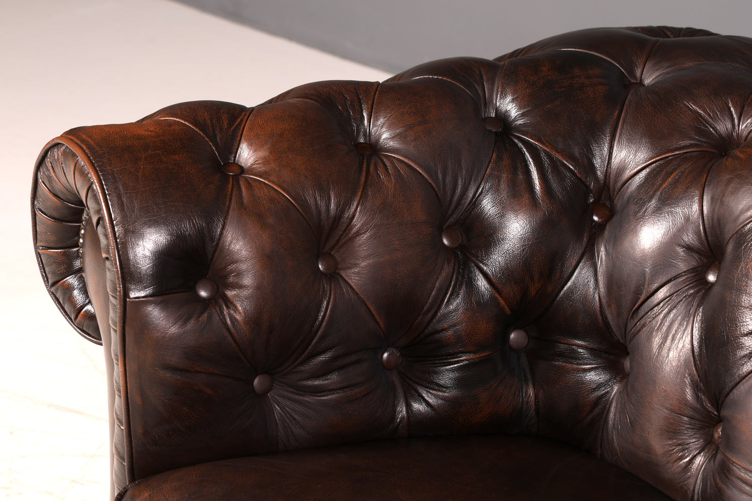 Wunderschönes Original Chesterfield Sofa 3-Sitzer echt Leder Couch Englisch Polstersofa Ledersofa