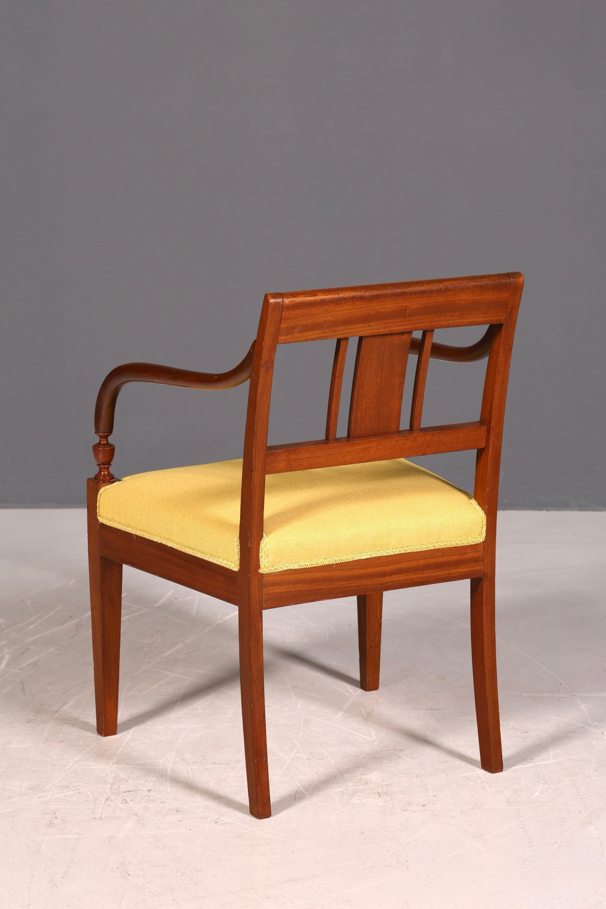 G202 Finish Wunderschöner Englischer Stuhl UK Küchenstuhl Antik Stil Sekretär Stuhl Polsterstuhl (Kopie 3)