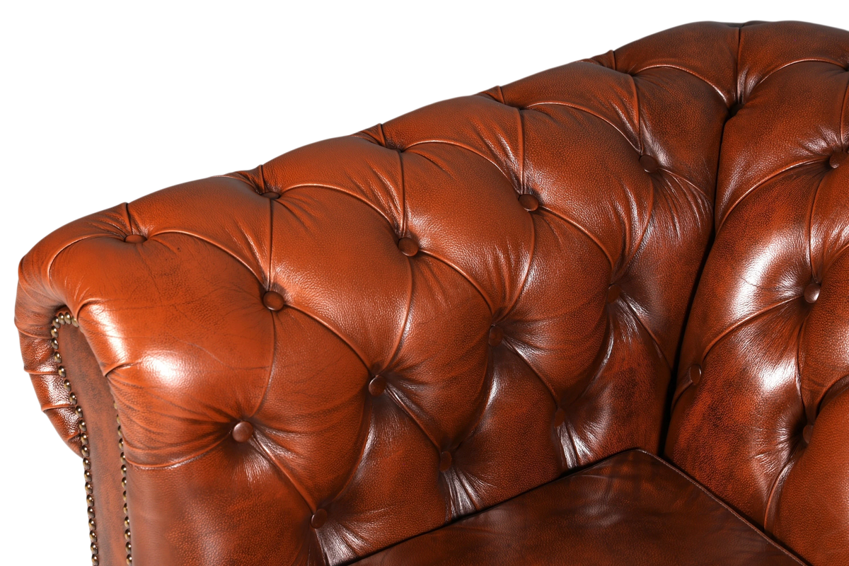 G118 Finish Wunderschönes Original Chesterfield 2er Sofa Englisch Oxblood Leder 2- Sitzer Couch