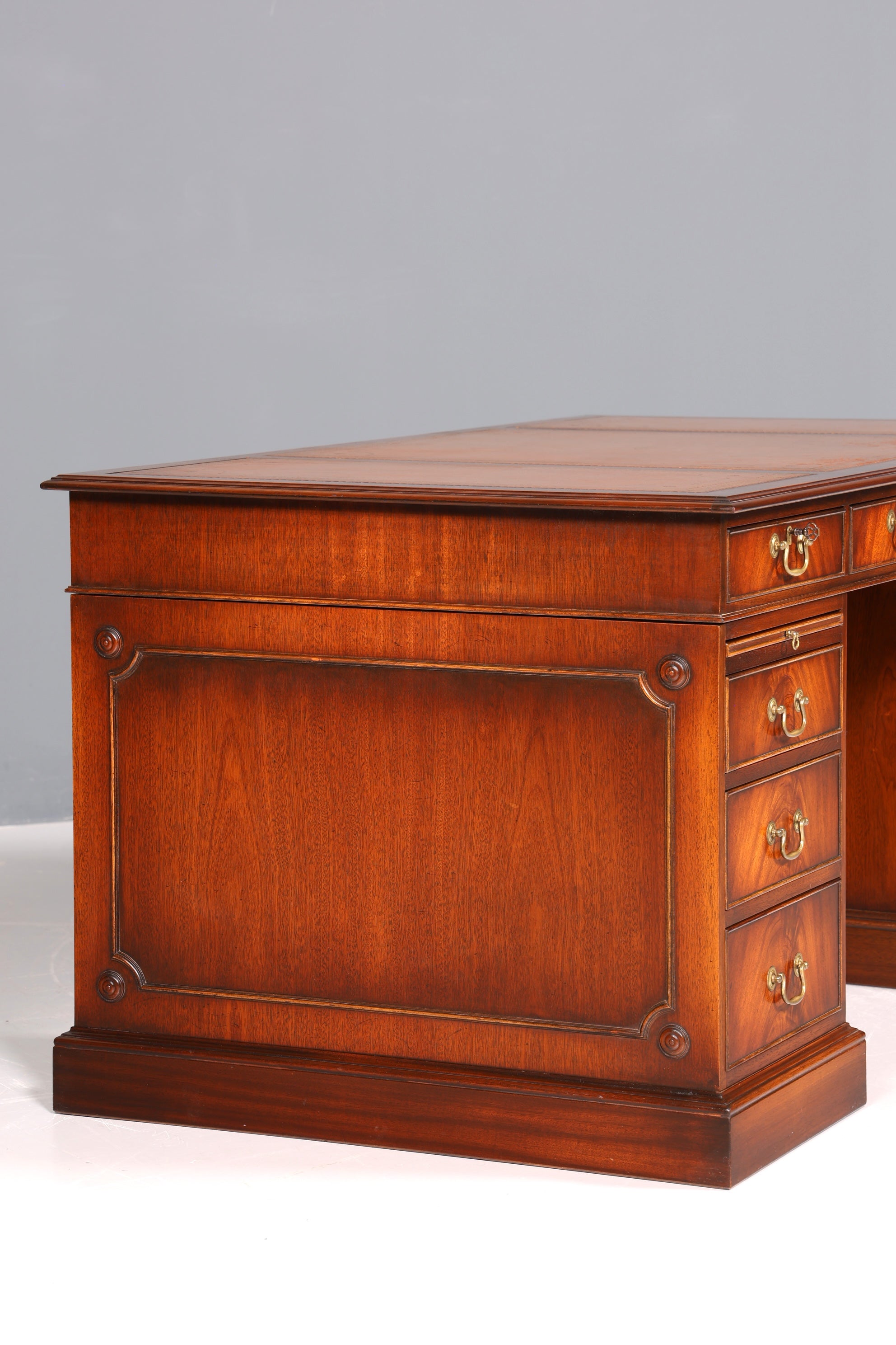 Wunderschöner Englischer Schreibtisch echt Lederauflage Bürotisch Mahagoni Antik Stil Office Desk