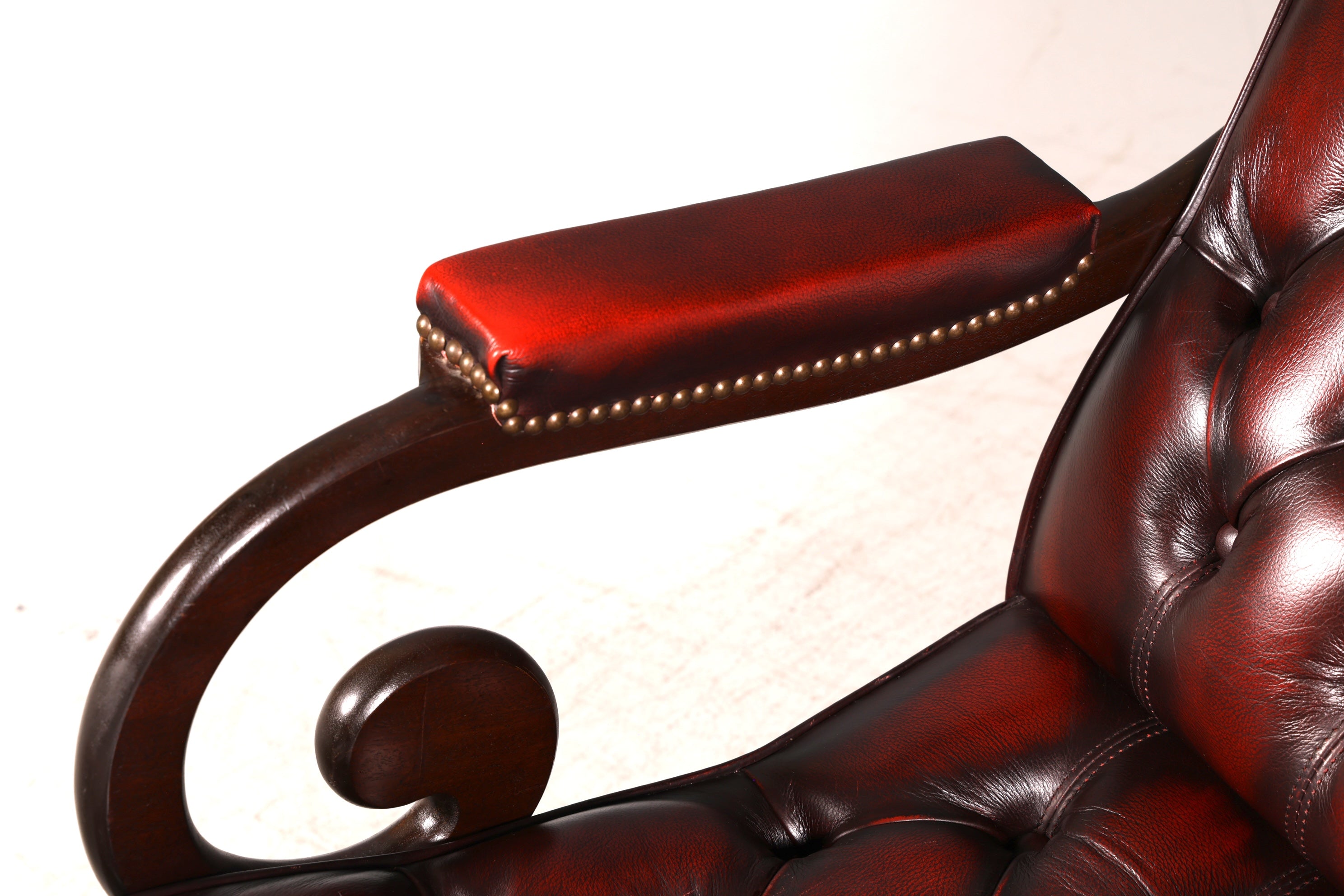 Stilvoller Original Chesterfield Slipper Sessel Englischer Armlehnsessel Oxblood Echt Leder Englisch Herrensessel UK