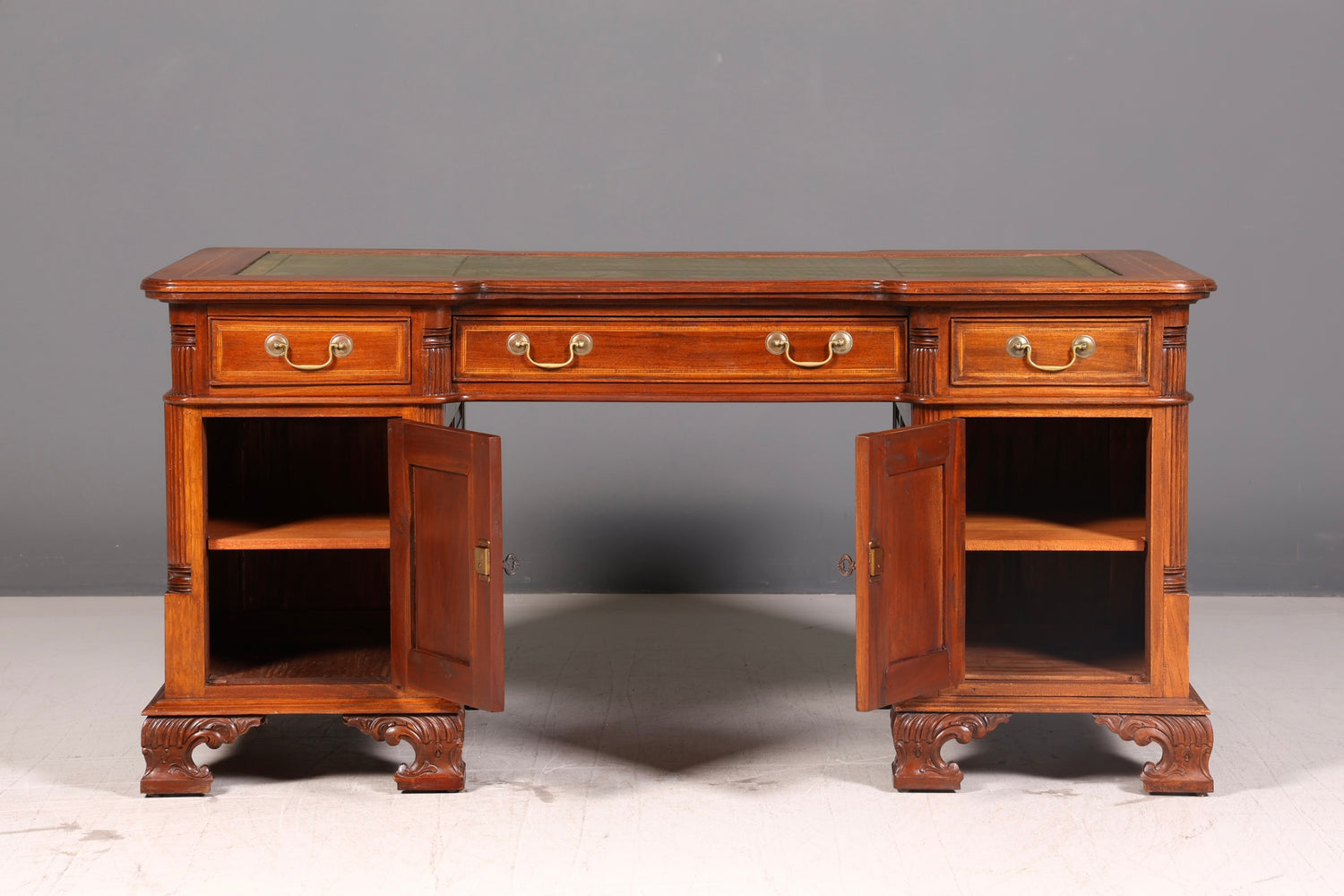 Wunderschöner Englischer Schreibtisch echt Lederauflage Bürotisch Office Desk Antik Vintage