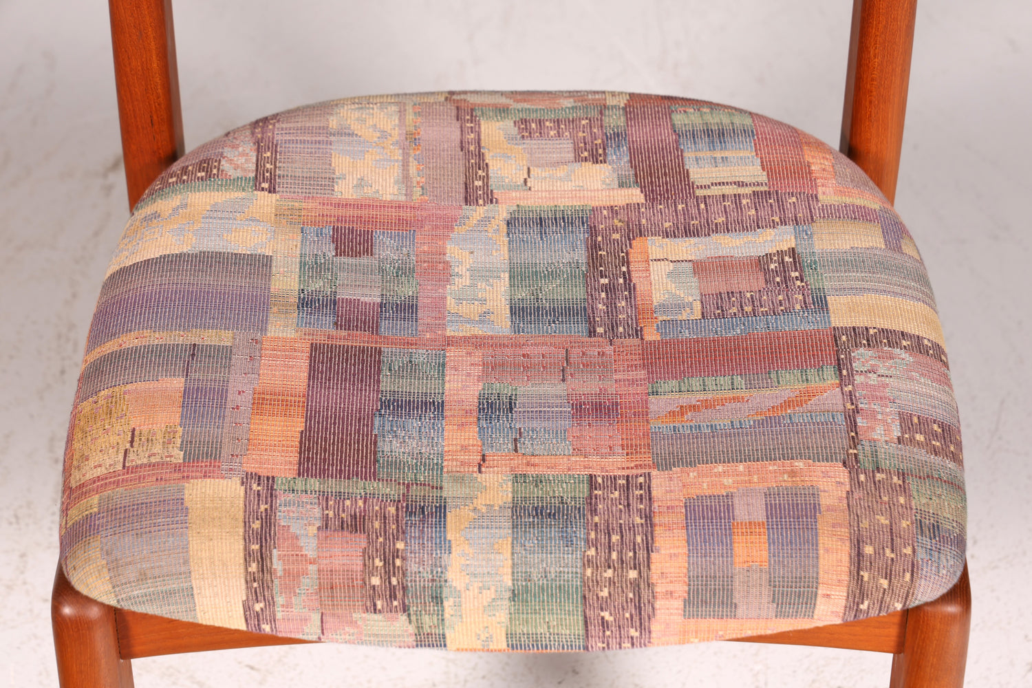 Chaise simple de style Mid-Century, chaise de salle à manger rétro, chaise de cuisine design danois, chaise de secrétaire en teck, 1 sur 2