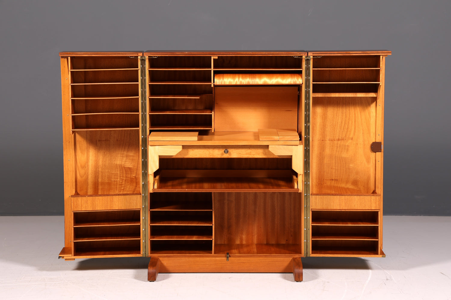 Seltener Magic Box Sekretär Mummenthaler &amp; Meier Mid Century Schreibkommode Büro Schrank Schweiz