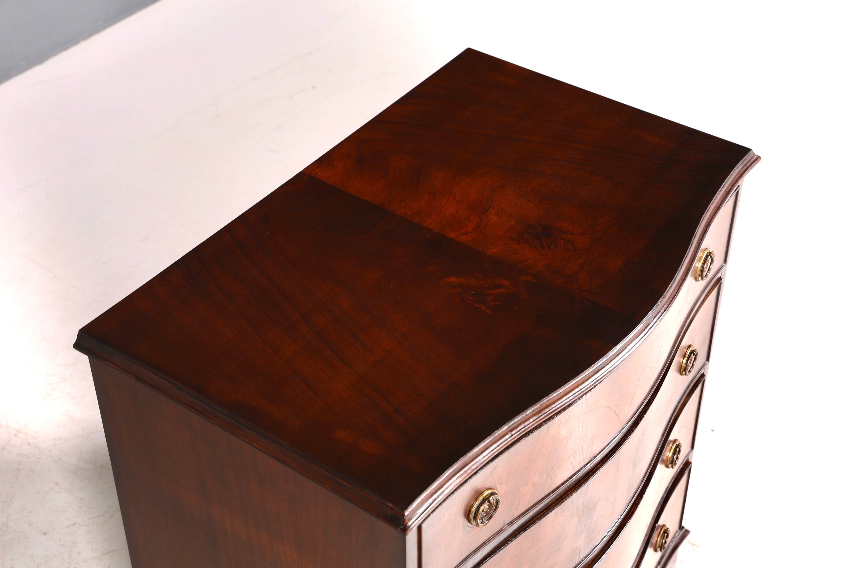 F700 Finition Belle commode anglaise en bois, meuble TV, buffet ancien