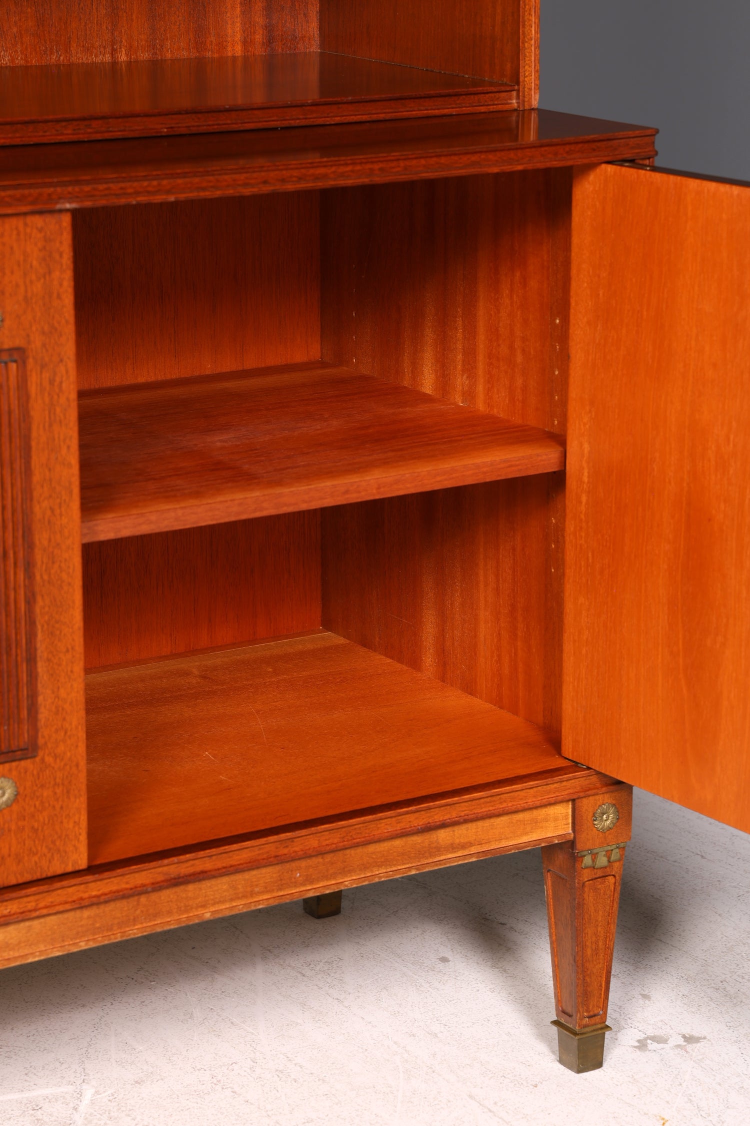 Beautiful Gustavian Style Shelf Bookcase Cabinet Highboard Vintage Real Wood Antique