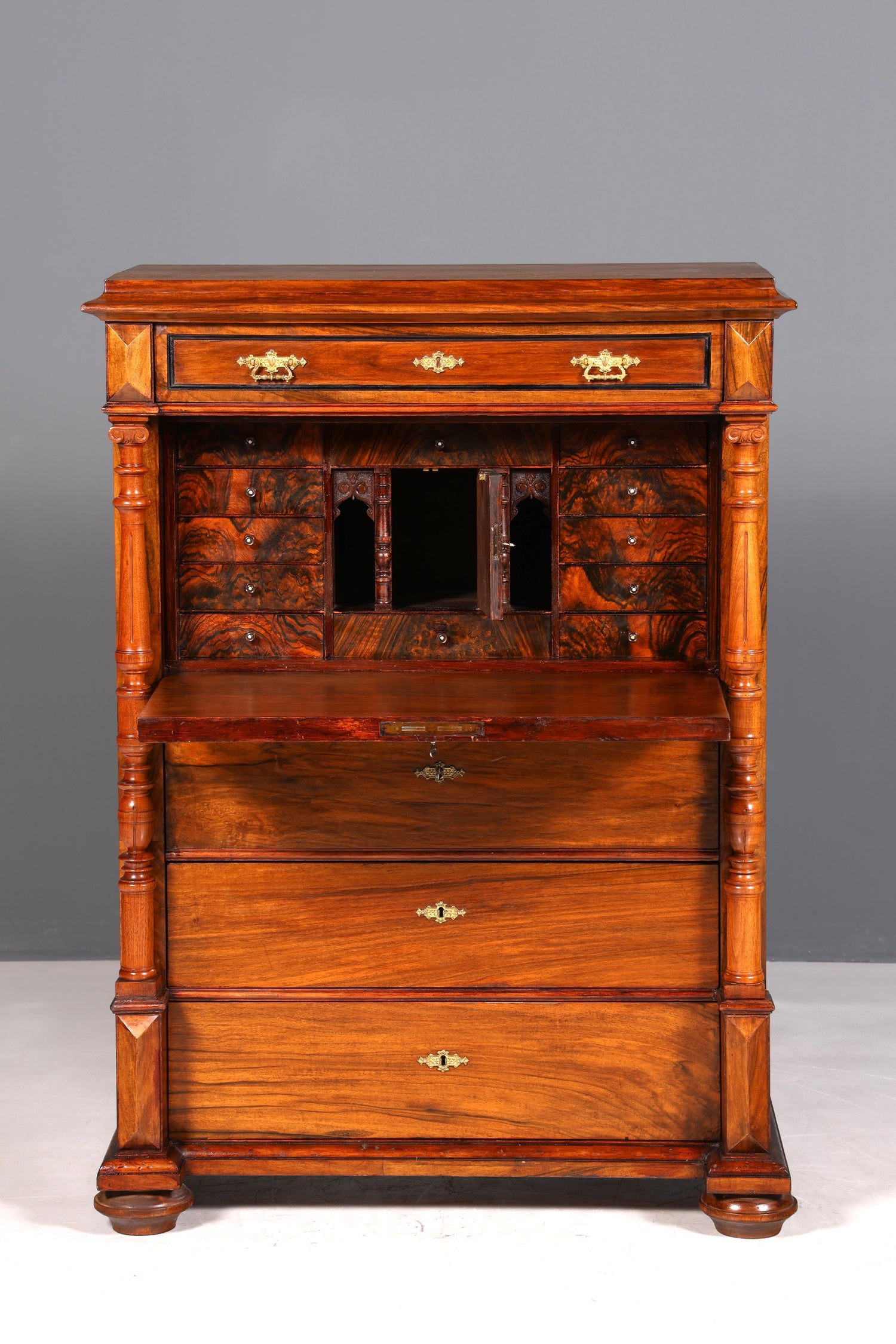 Secrétaire Gründerzeit onirique, commode haute Vertiko, meuble secrétaire Louis Philippe, vers 1880