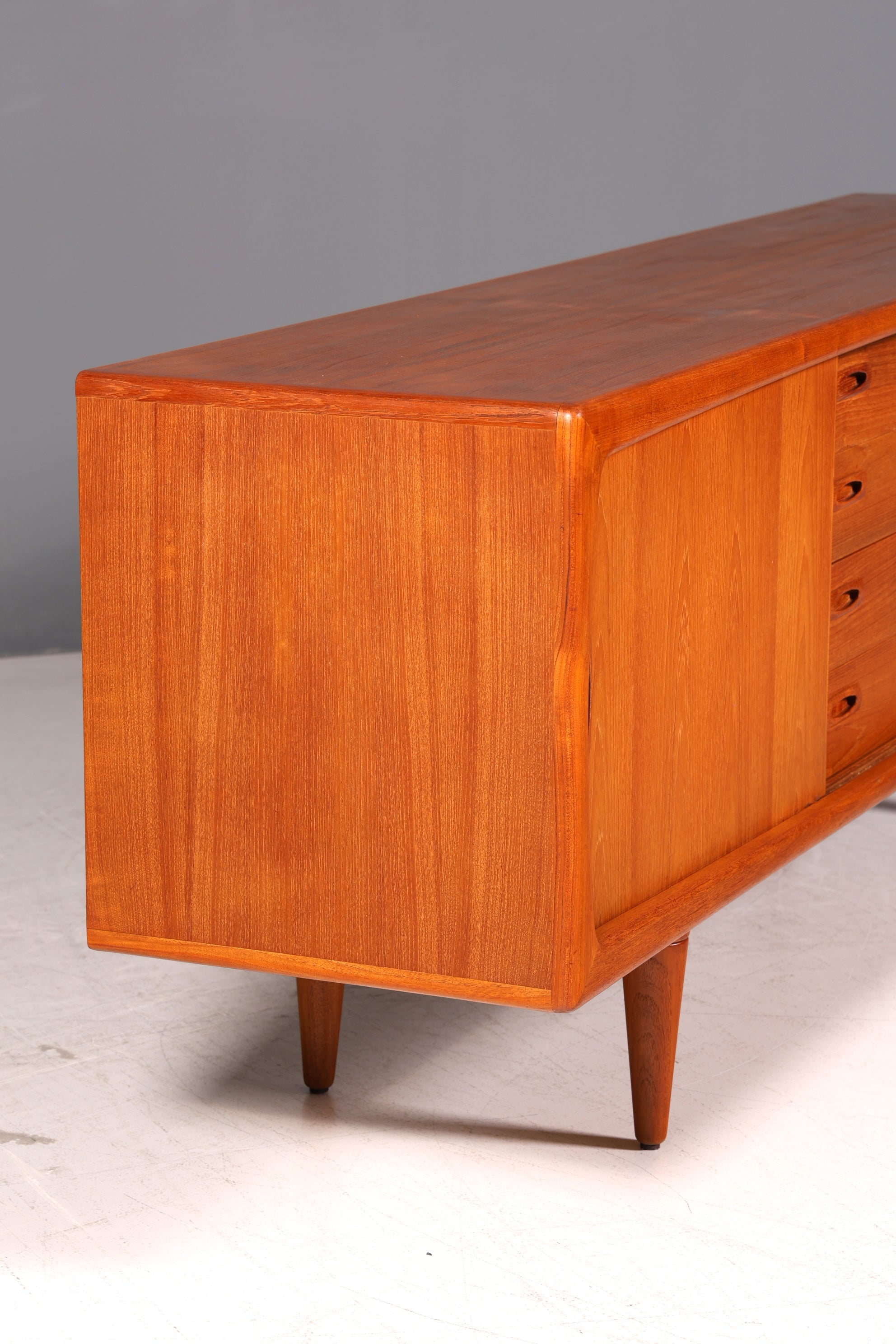 Beeindruckendes Original H.P. Hansen XXL Sideboard Teak Holz TV Kommode Lowboard Danish Design Vintage Schrank