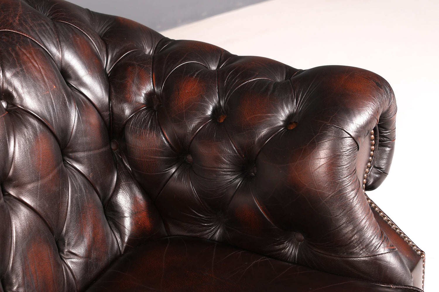 Wunderschöne Original Chesterfield Centurion 2-Sitzer Couch Echt Leder Sofa Englisch UK Antik Vintage