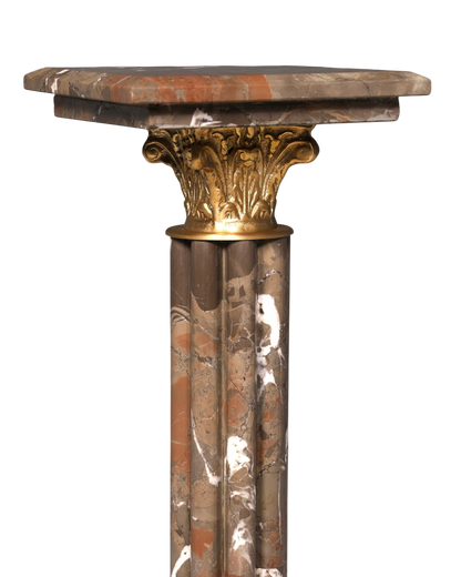 Hauptstadt Möblerei Säule H901 aus mehrfarbigem Marmor mit goldenem Kapitell im antiken Stil