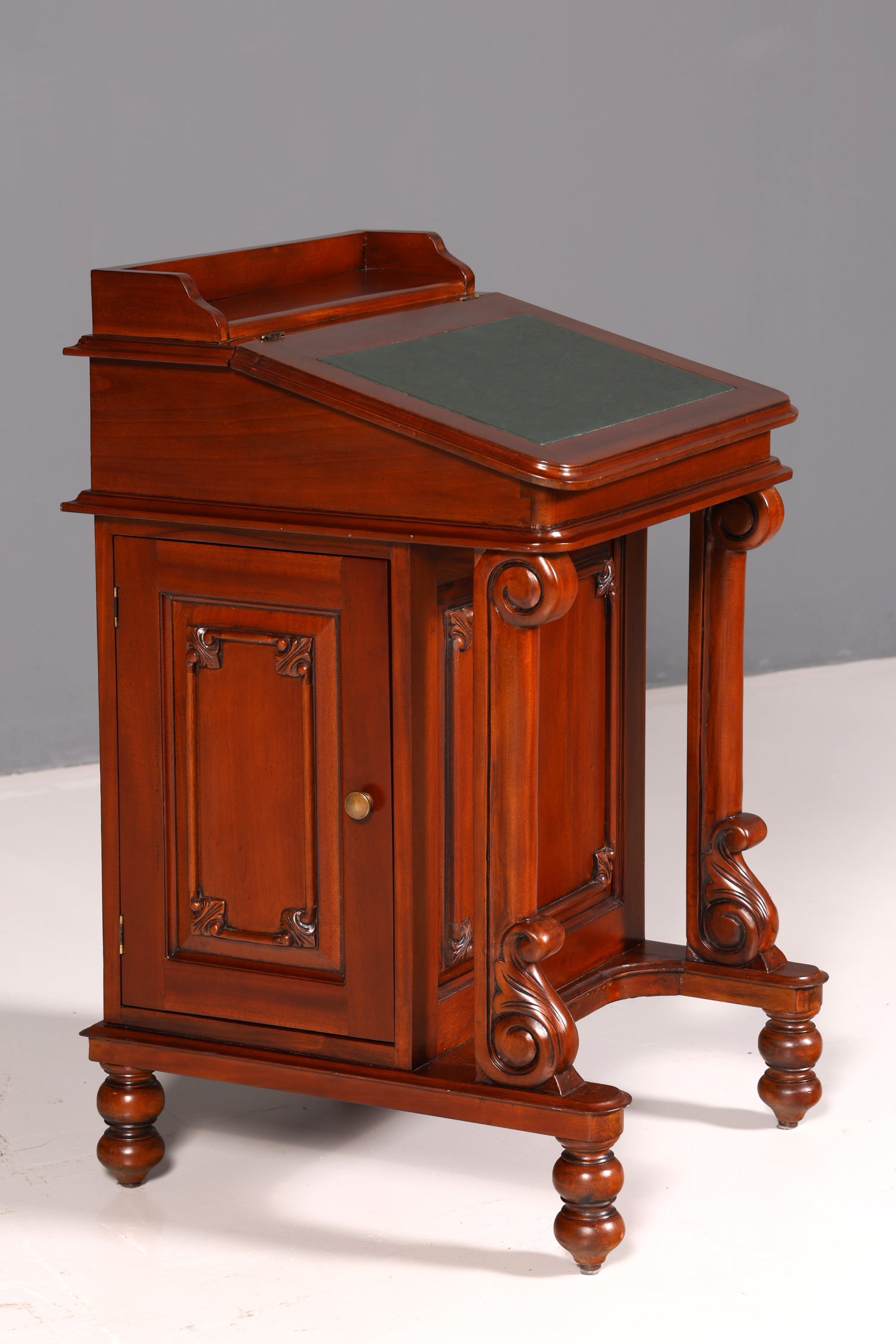 Magnifique secrétaire anglais Davenport, bureau avec sous-main en cuir, commode, antique et vintage