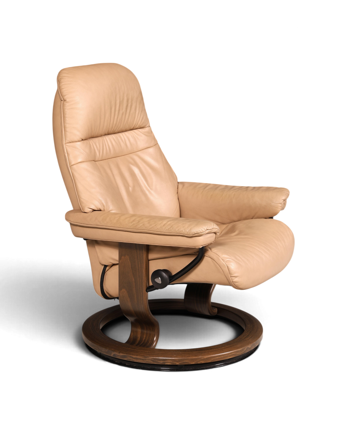 Hauptstadt Möblerei Stressless Sunrise Relaxsessel aus beigem Echtleder mit dunklem Holzgestell und Drehfunktion