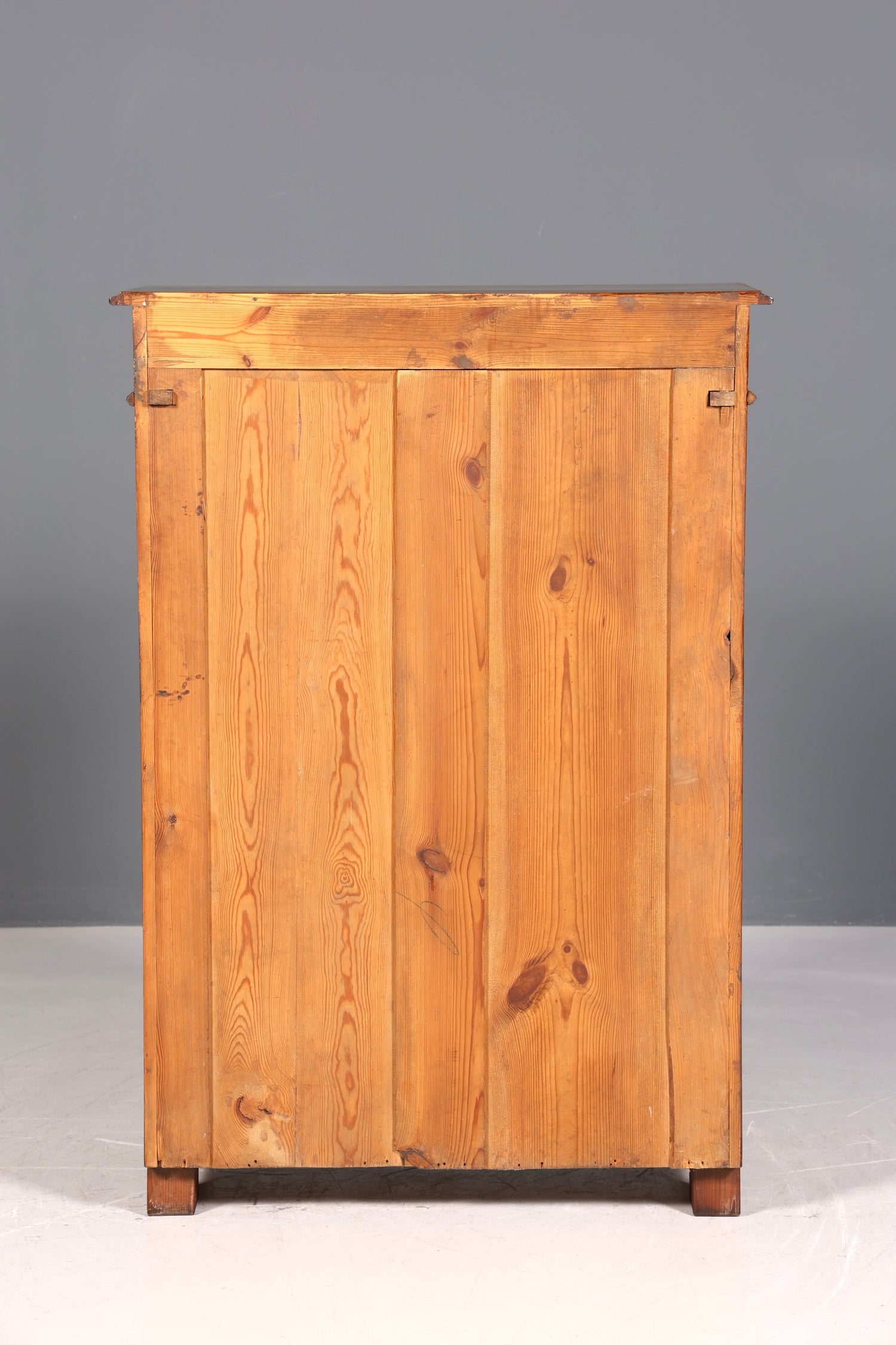 Magnifique meuble vertiko de style Art nouveau, datant de la fin du XIXe siècle (Gründerzeit).