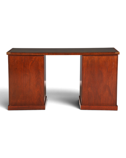 Hauptstadt Möblerei maritimer Schreibtisch im Military Chest Stil aus Holz mit dunkler Echtlederauflage und Messing