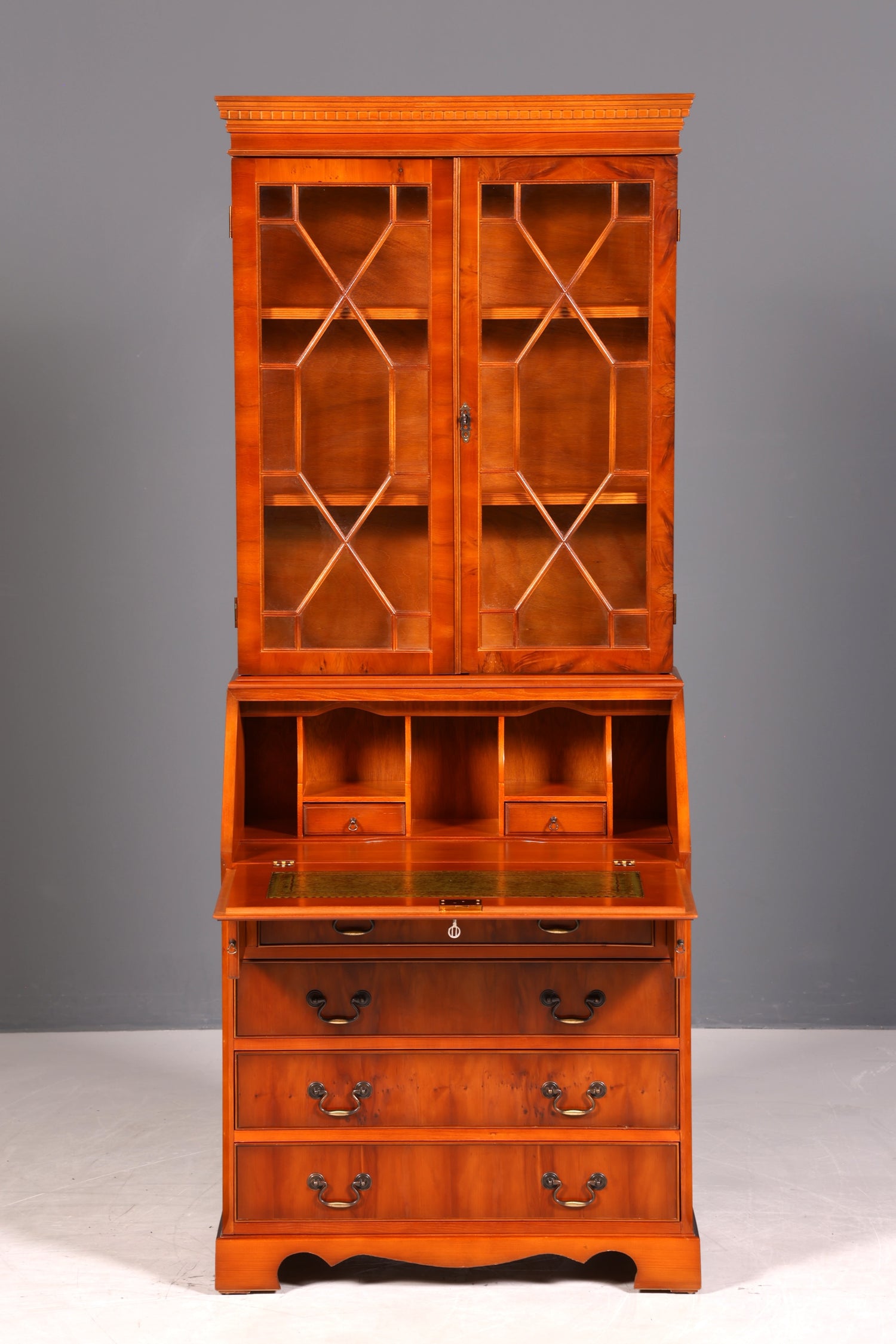 G311 Finish cm Stilvoller Englischer Sekretär Büro Aufsatzsekretär Eibe Antik Stil Vitrinen Schrank UK (Kopie)