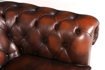 Élégant fauteuil Chesterfield Centurion original, fauteuil anglais à accoudoirs, fauteuil de gentleman en cuir, Angleterre