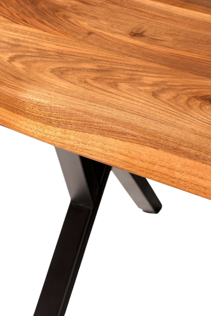 Wunderschöner Nussbaum Tisch 240cm-95cm Esszimmer Tisch Baumkanten Platte massiv Holz Küchentisch