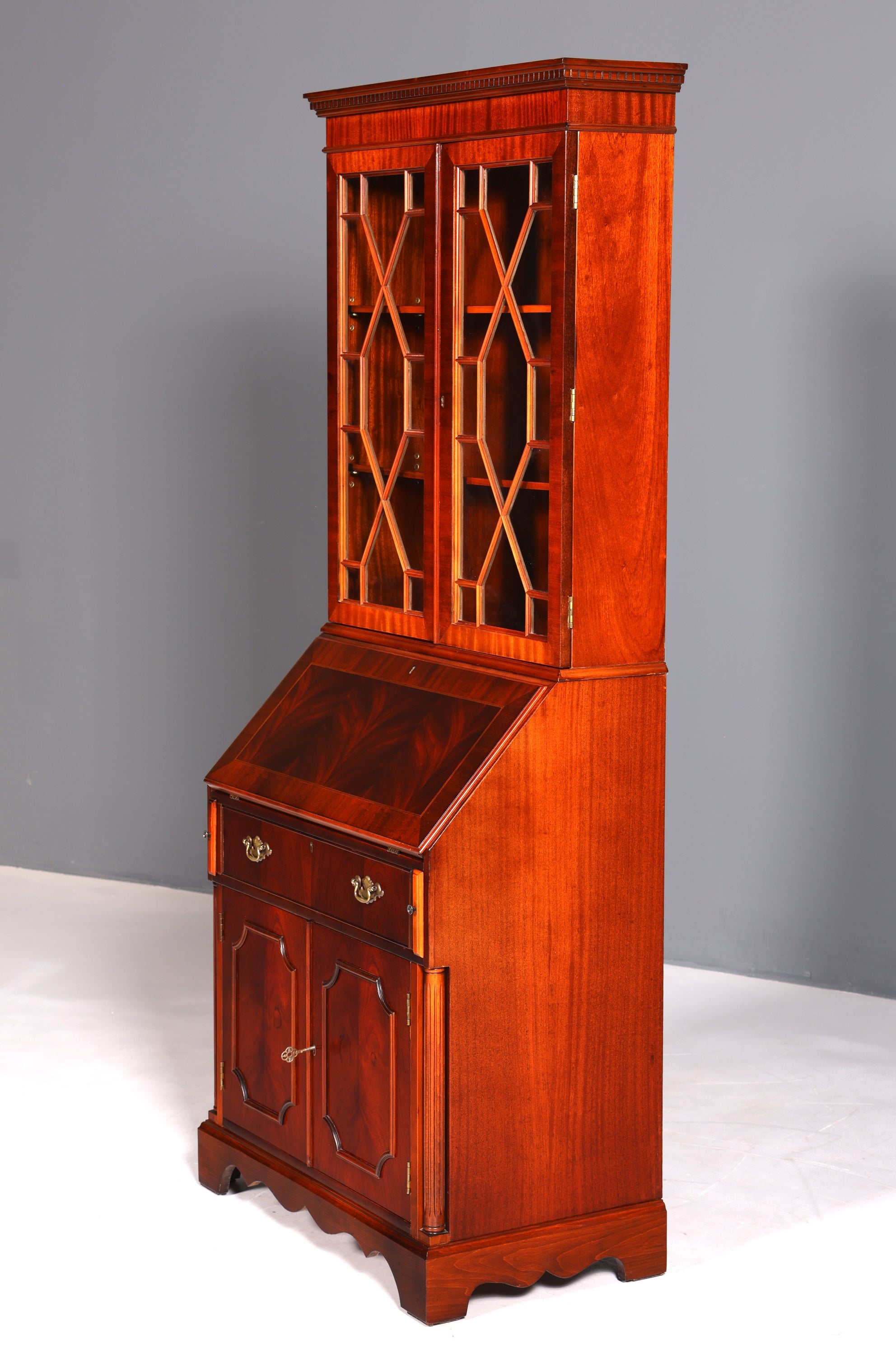 Magnifique secrétaire anglais, vitrine ancienne en acajou des années 1960, Royaume-Uni