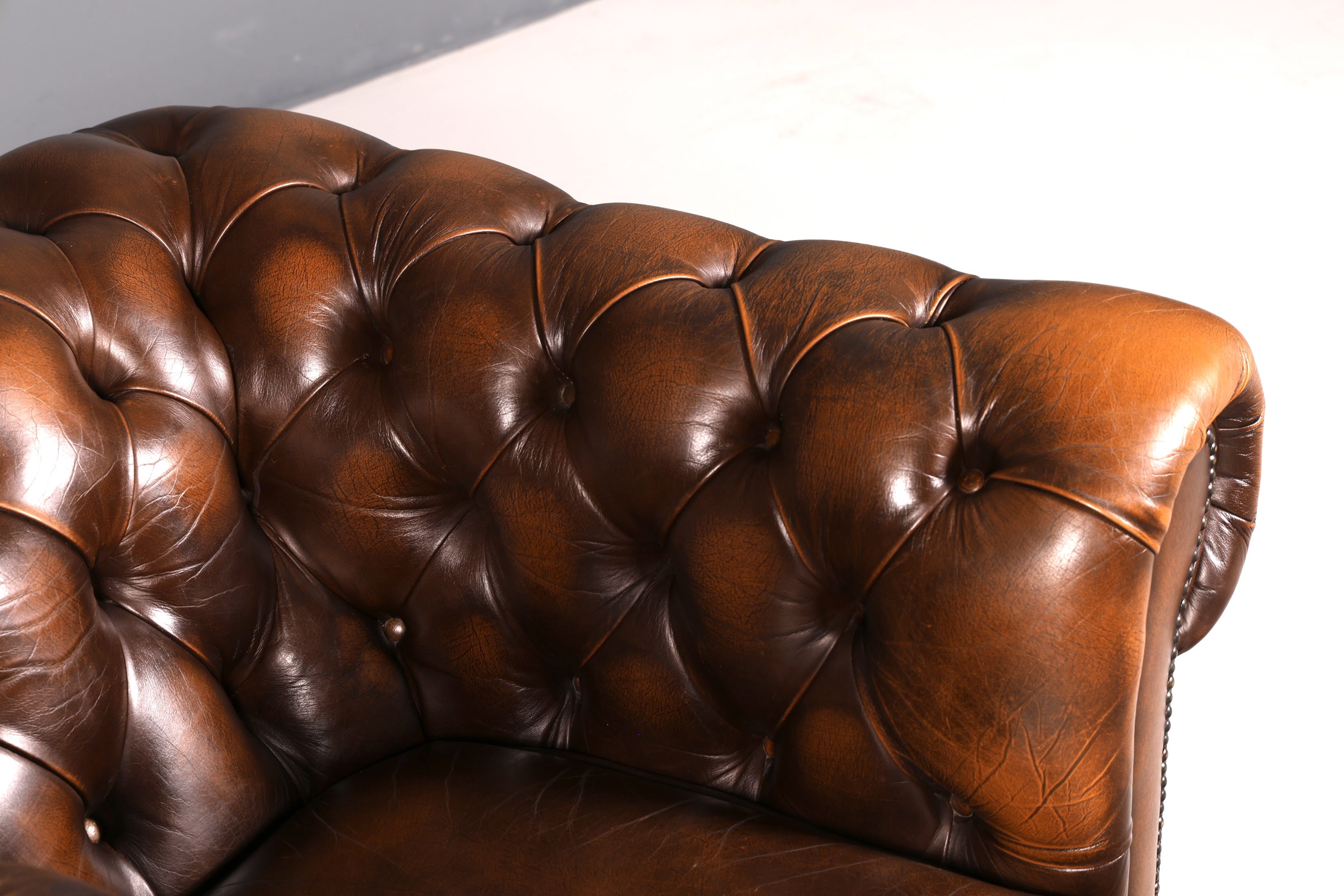 Stilvoller Original Chesterfield Sessel Englischer Armlehnsessel Englisch Herrensessel 2 von 2