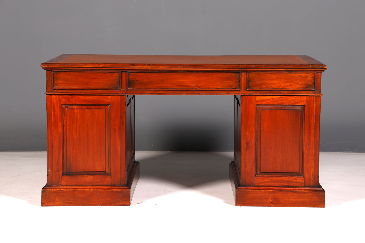 Magnifique bureau anglais en acajou, bureau de travail ancien, bureau professionnel, bureau partenaire