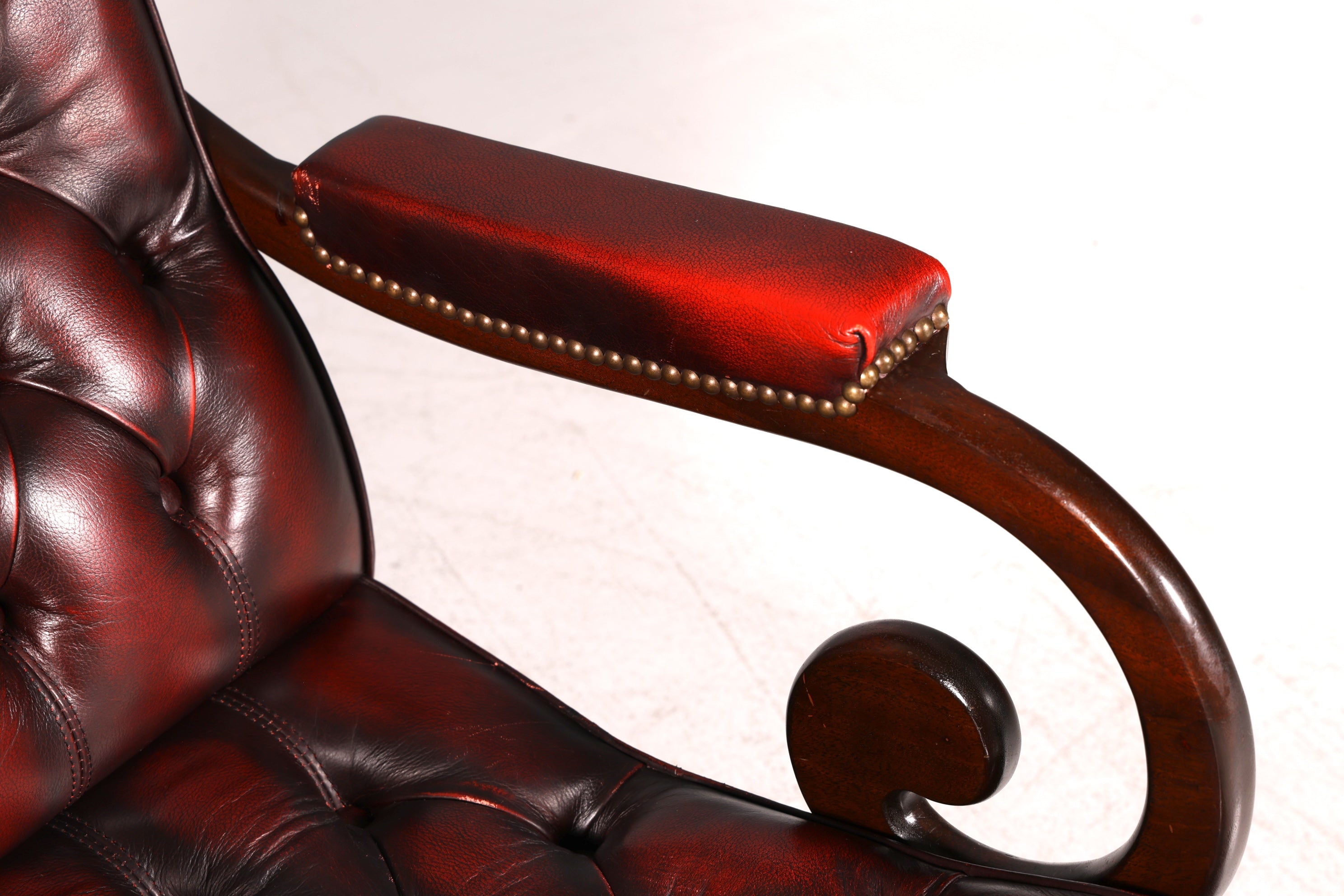 Stilvoller Original Chesterfield Slipper Sessel Englischer Armlehnsessel Oxblood Echt Leder Englisch Herrensessel UK