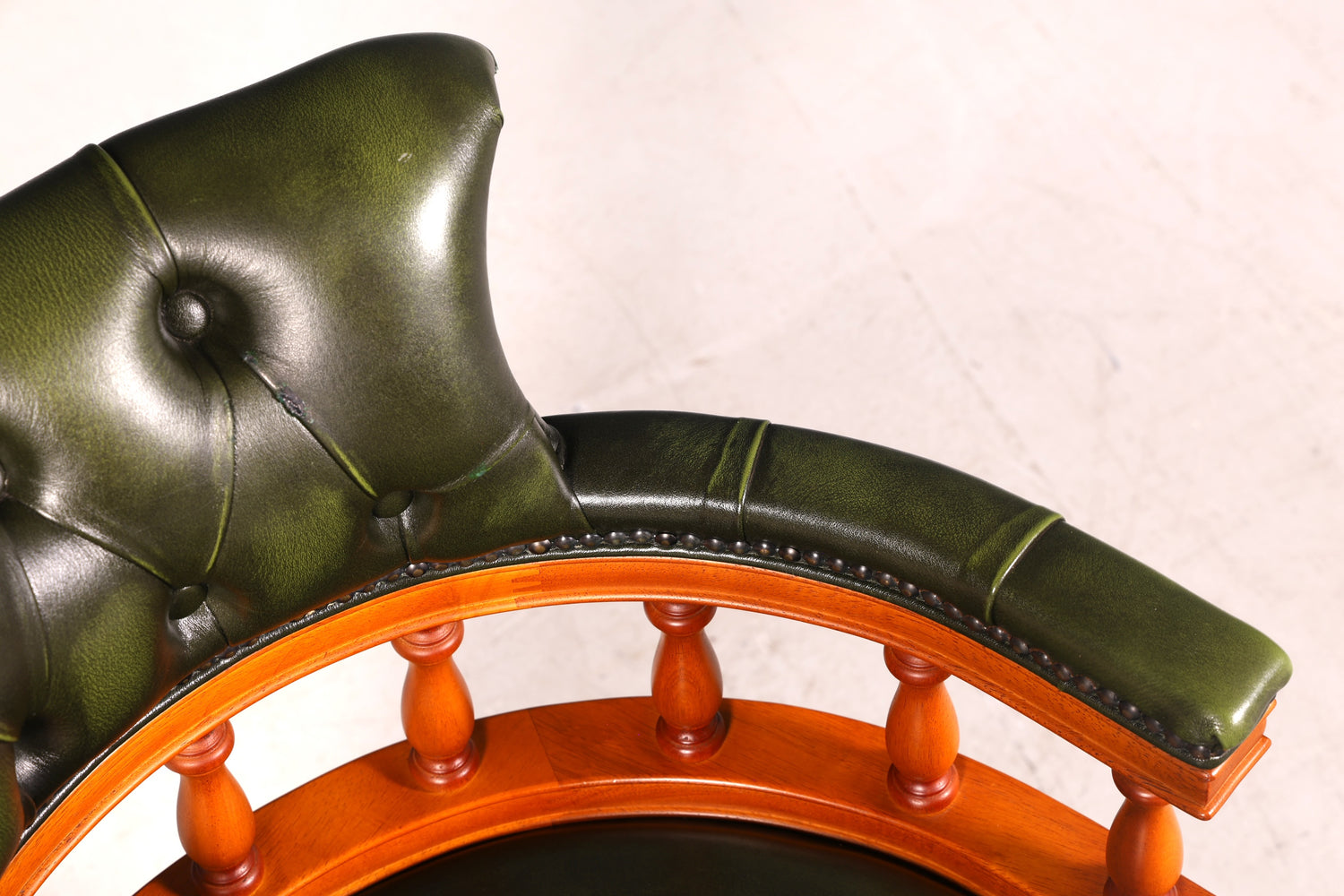 G216 Finish cm Original Chesterfield Centurion Captain Chair Englisch grün echt Leder Sessel (Kopie)