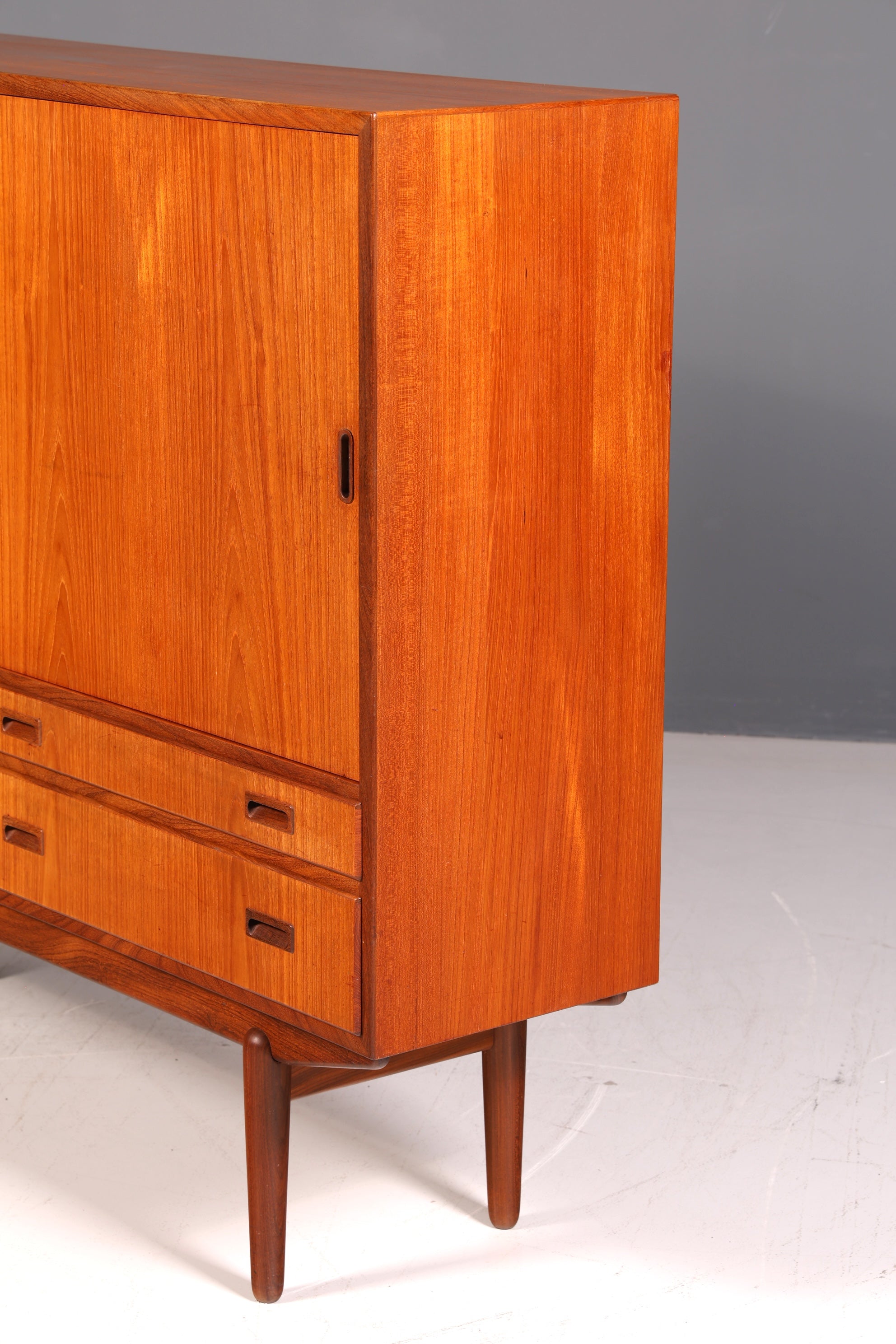 Edles Mid Century Sideboard Vintage Schrank Retro Highboard Danish Design Teak Holz Kommode Designer