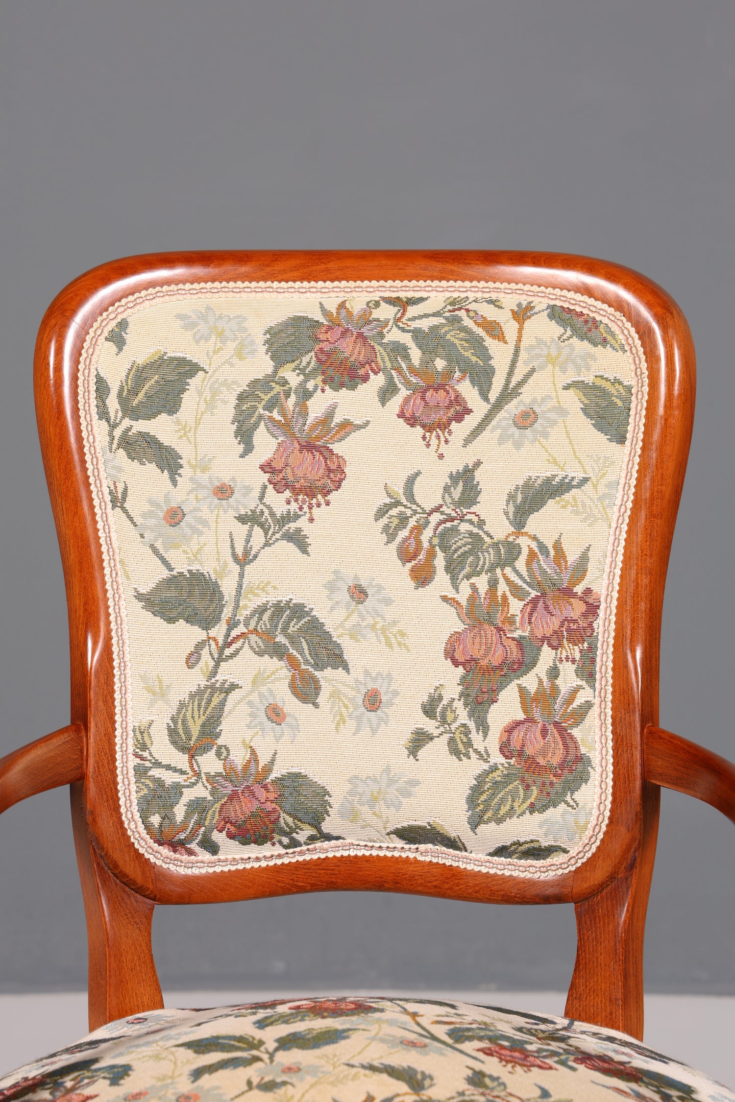 Fauteuil Chippendale élégant, chaise secrétaire de style Chippendale, fauteuil en tissu tapisserie