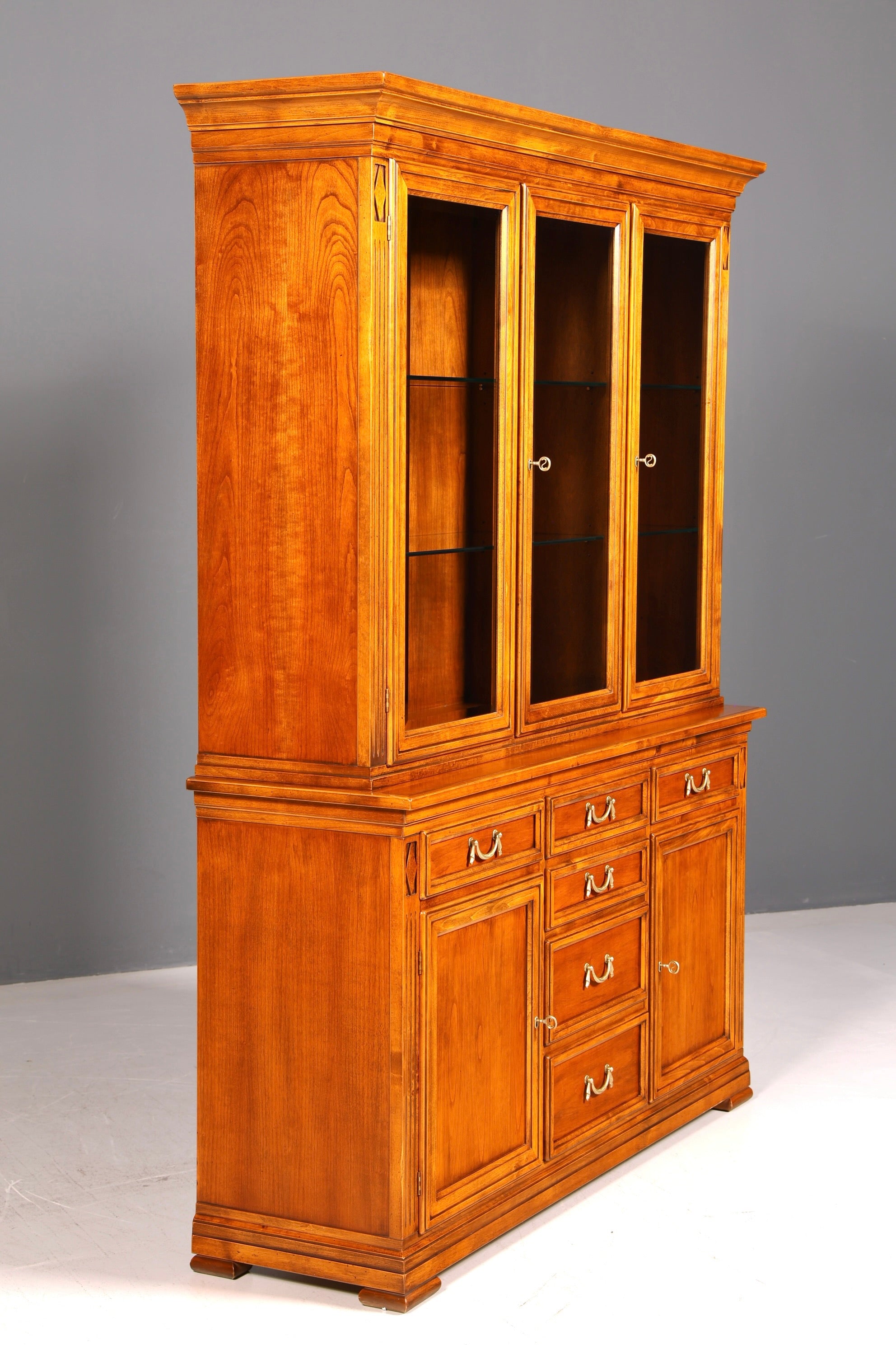 Wunderschöne Original Selva Vitrine Villa Borghese Antik Massivholz Buffet Schrank Bibliothek Glasvitrine Made in Italy