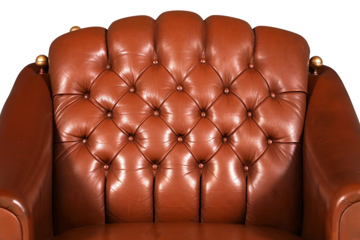 Stilvoller Original Chesterfield Sessel Englischer Armlehnsessel Englisch Herrensessel 1 von 2